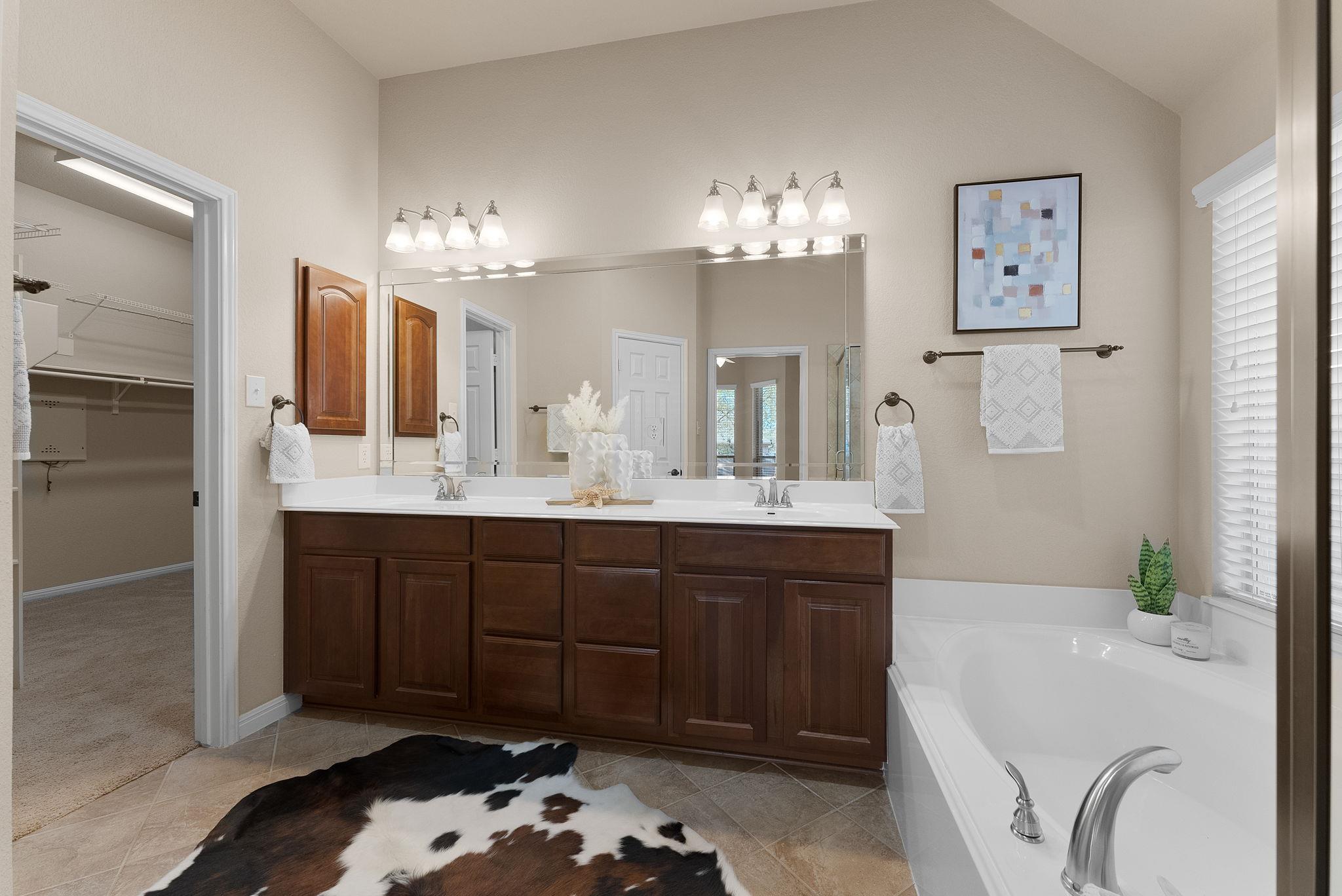 1809 Cross Draw Trl Property Photo 19