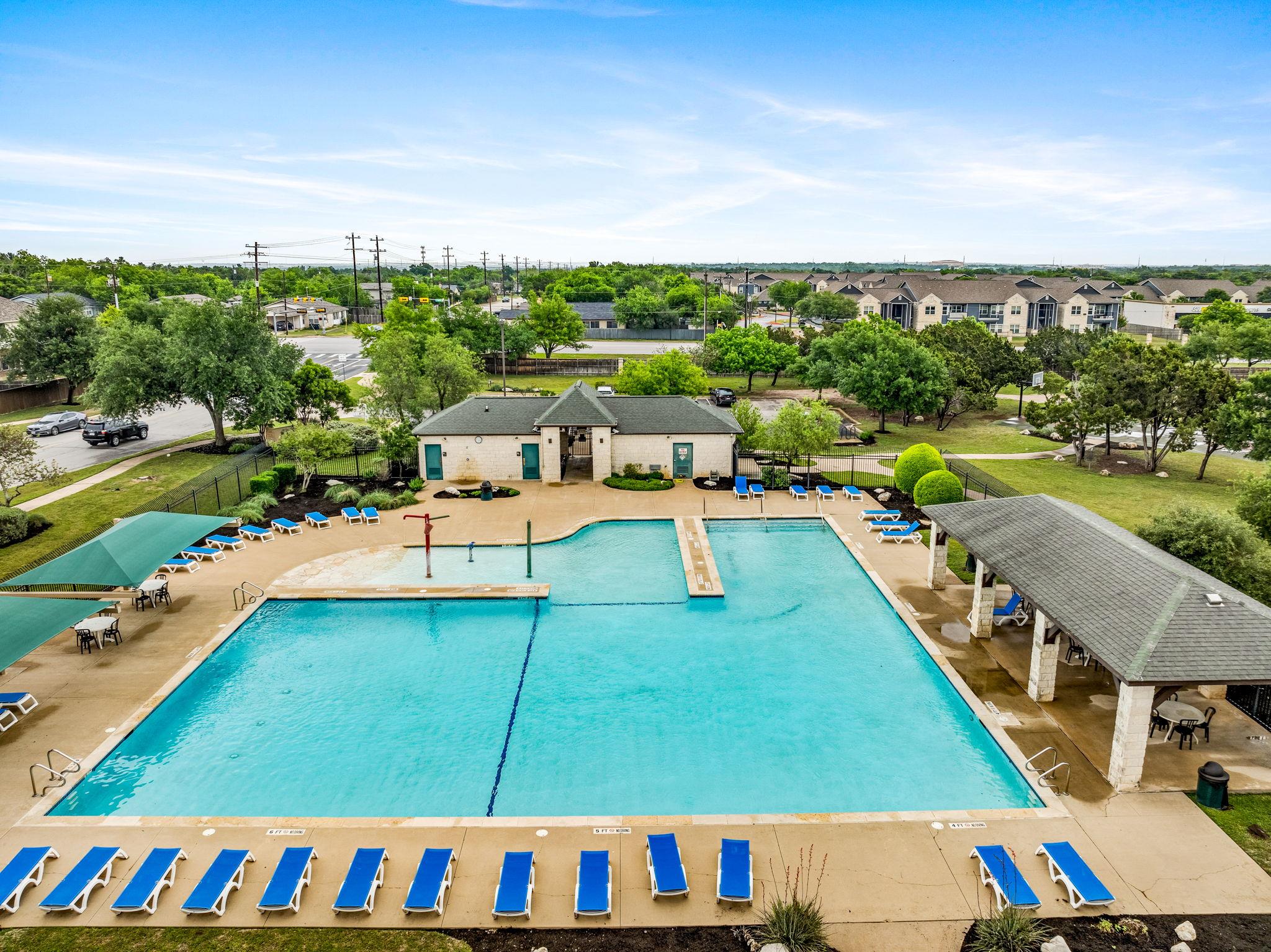 1809 Cross Draw Trl Property Photo 35