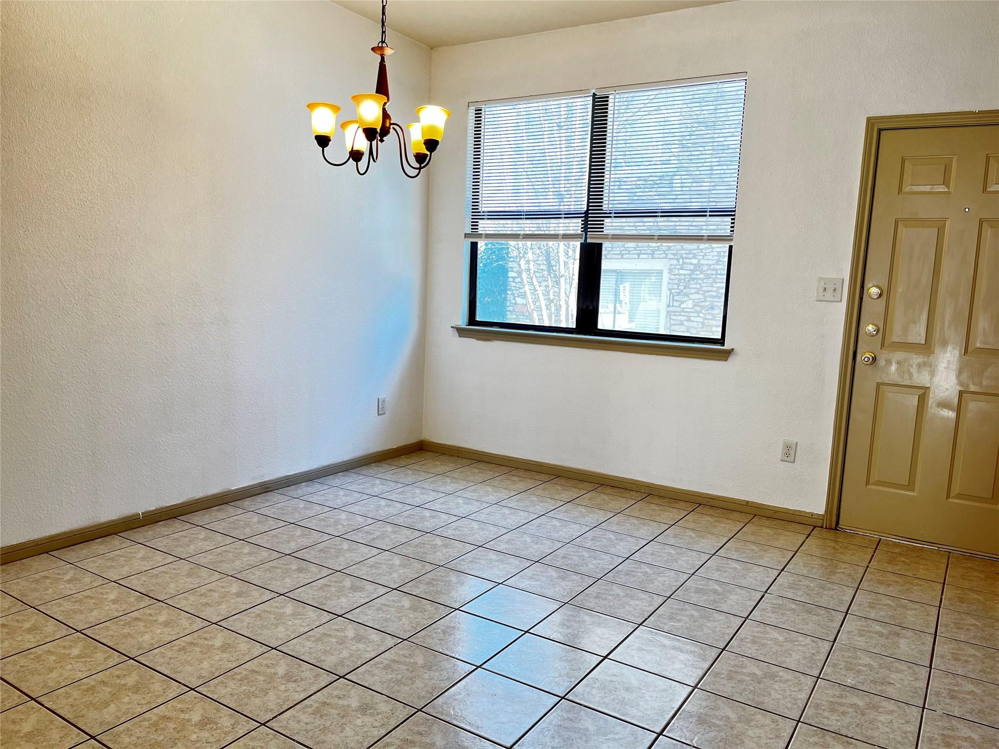 8901 Parkfield Dr Property Photo 13