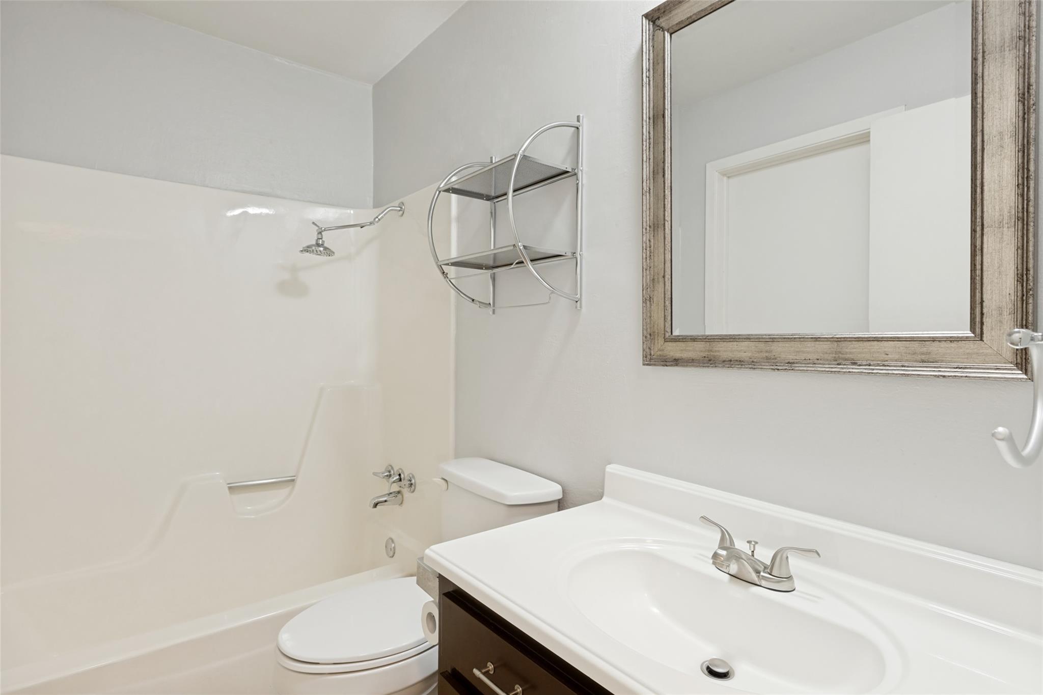 8621 Putnam Dr #a Property Photo 25