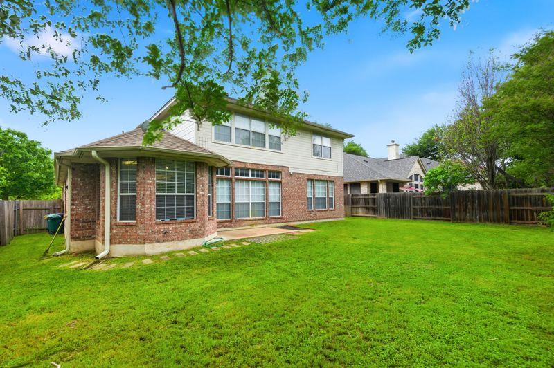 10008 Lachlan Dr Property Photo 25