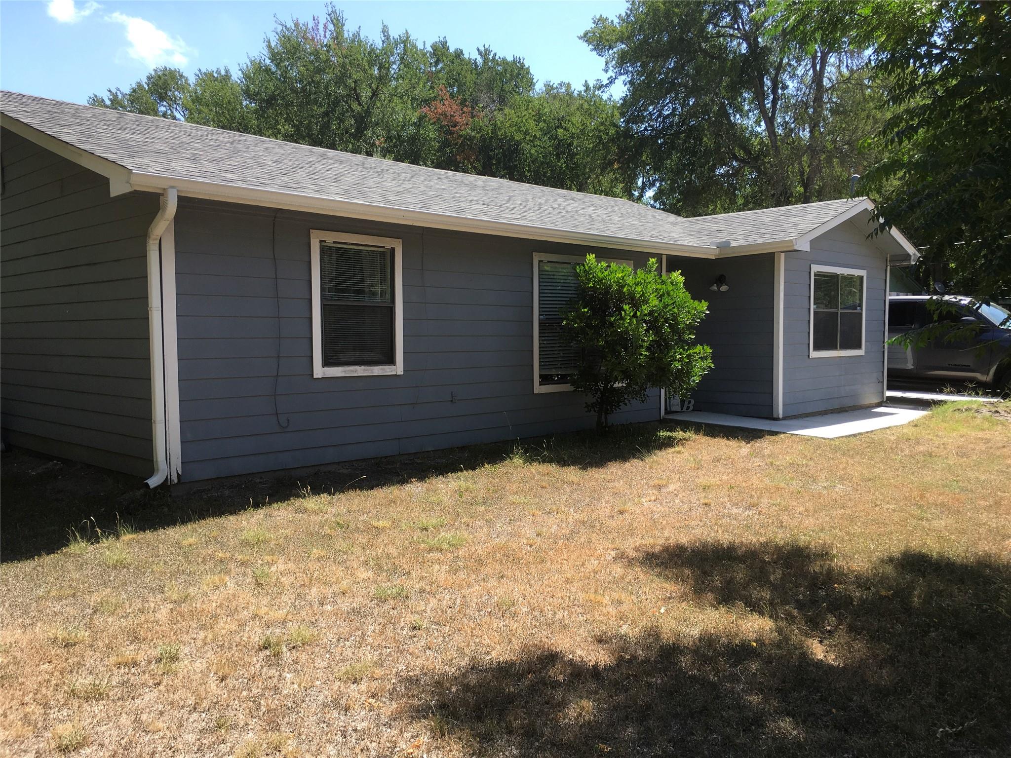 298 Lamaloa Ln Property Photo 2