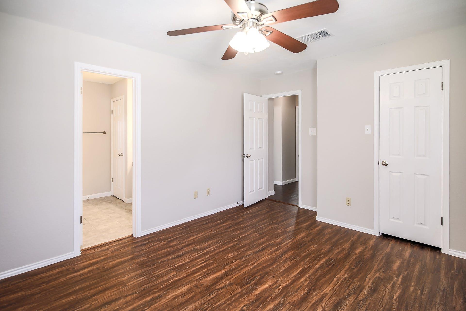 1806 Oakmont Ln Property Photo 17