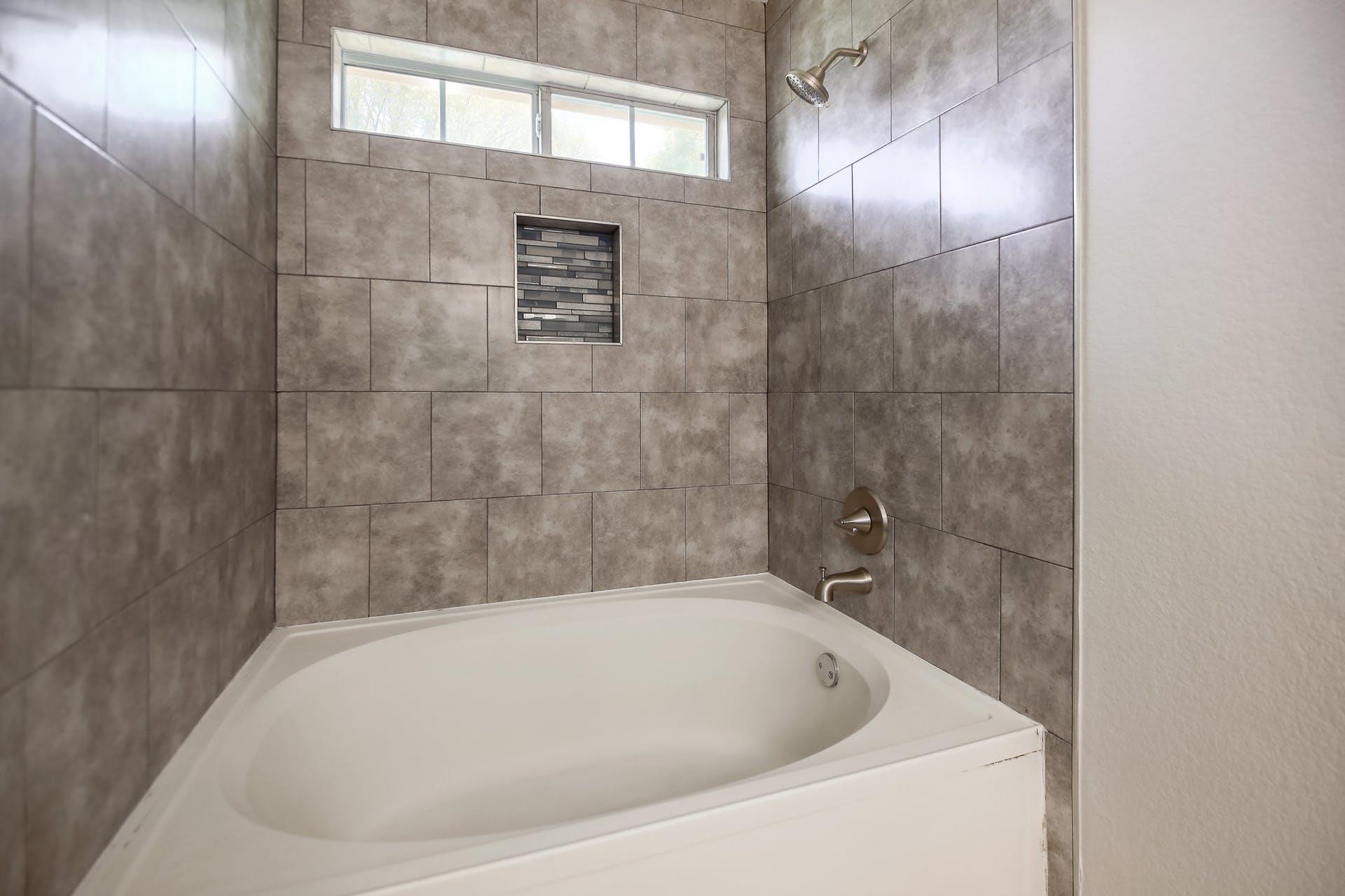 1806 Oakmont Ln Property Photo 19