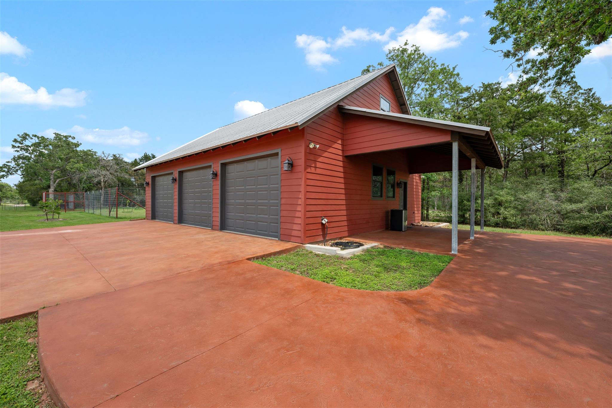 1304 E State Highway 71 None Property Photo 23
