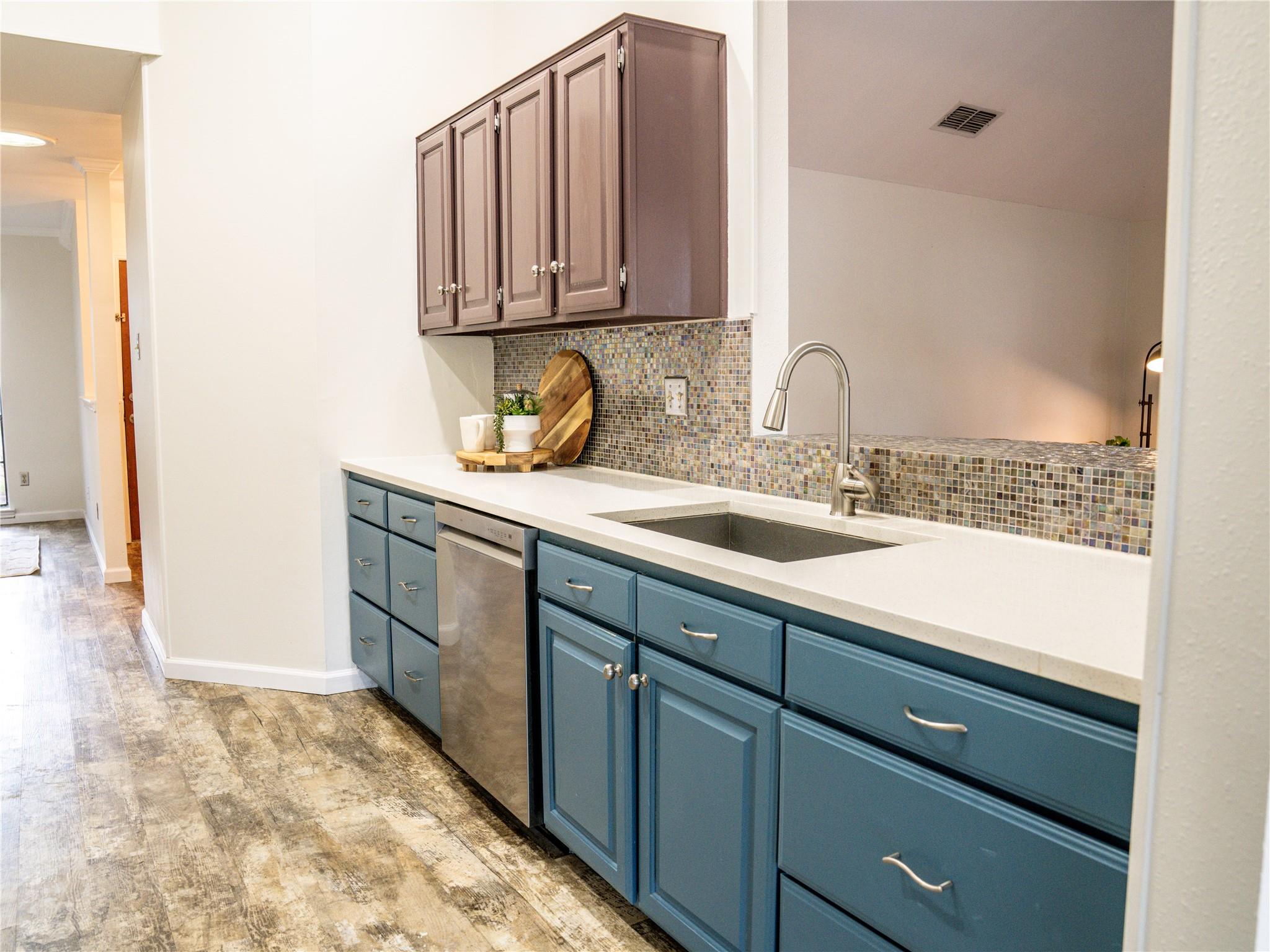 12903 Stanzel Dr Property Photo 27