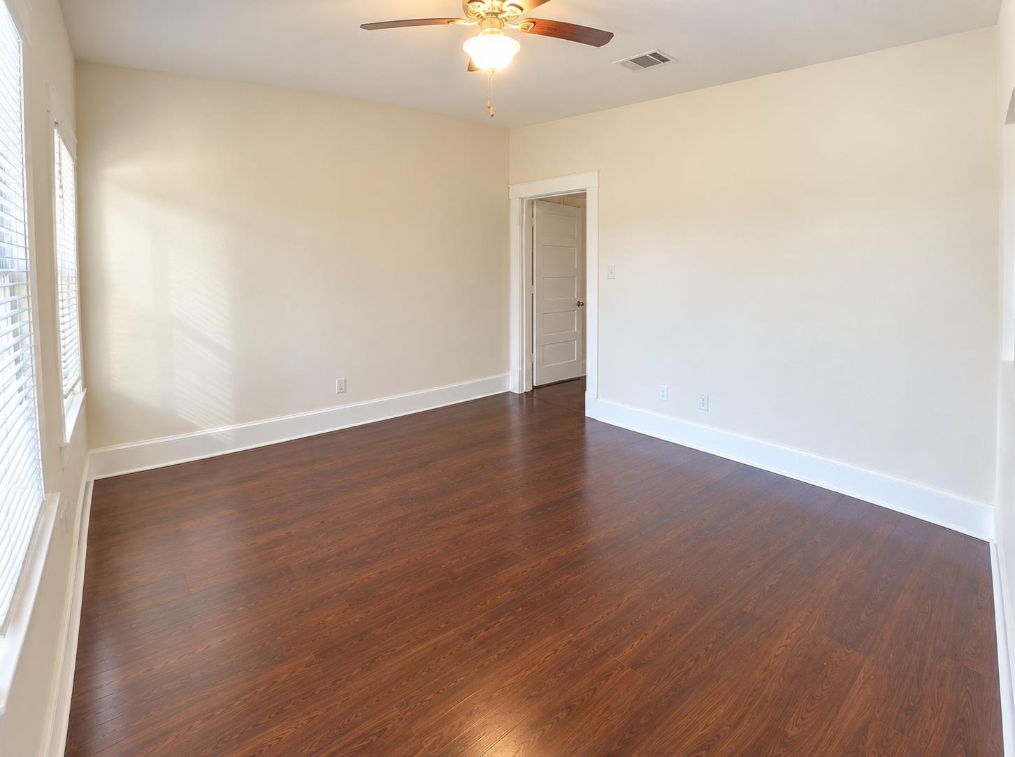 2902 West Ave Property Photo 2