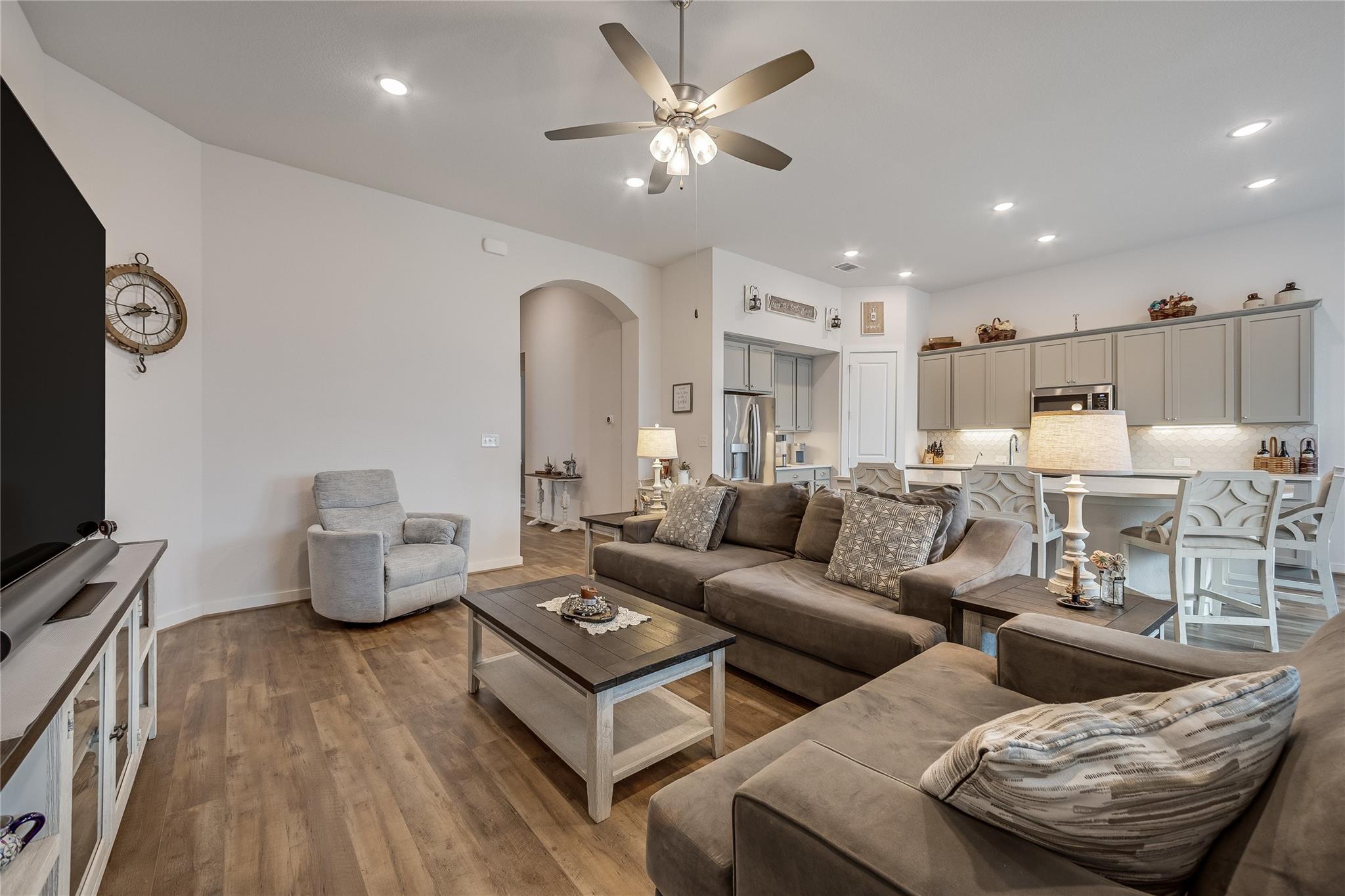 5509 Bellissima Way Property Photo 10