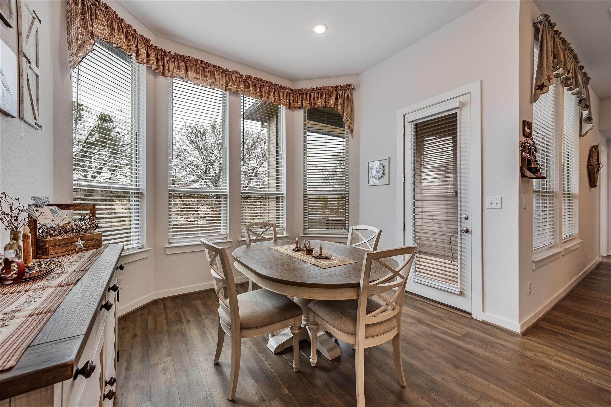 5509 Bellissima Way Property Photo 20