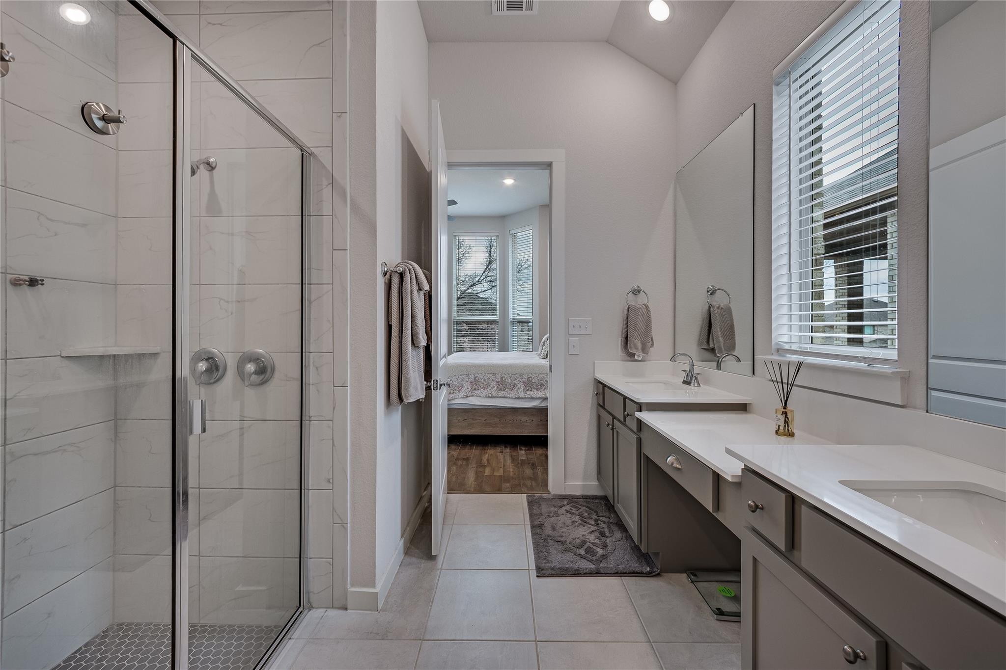 5509 Bellissima Way Property Photo 28