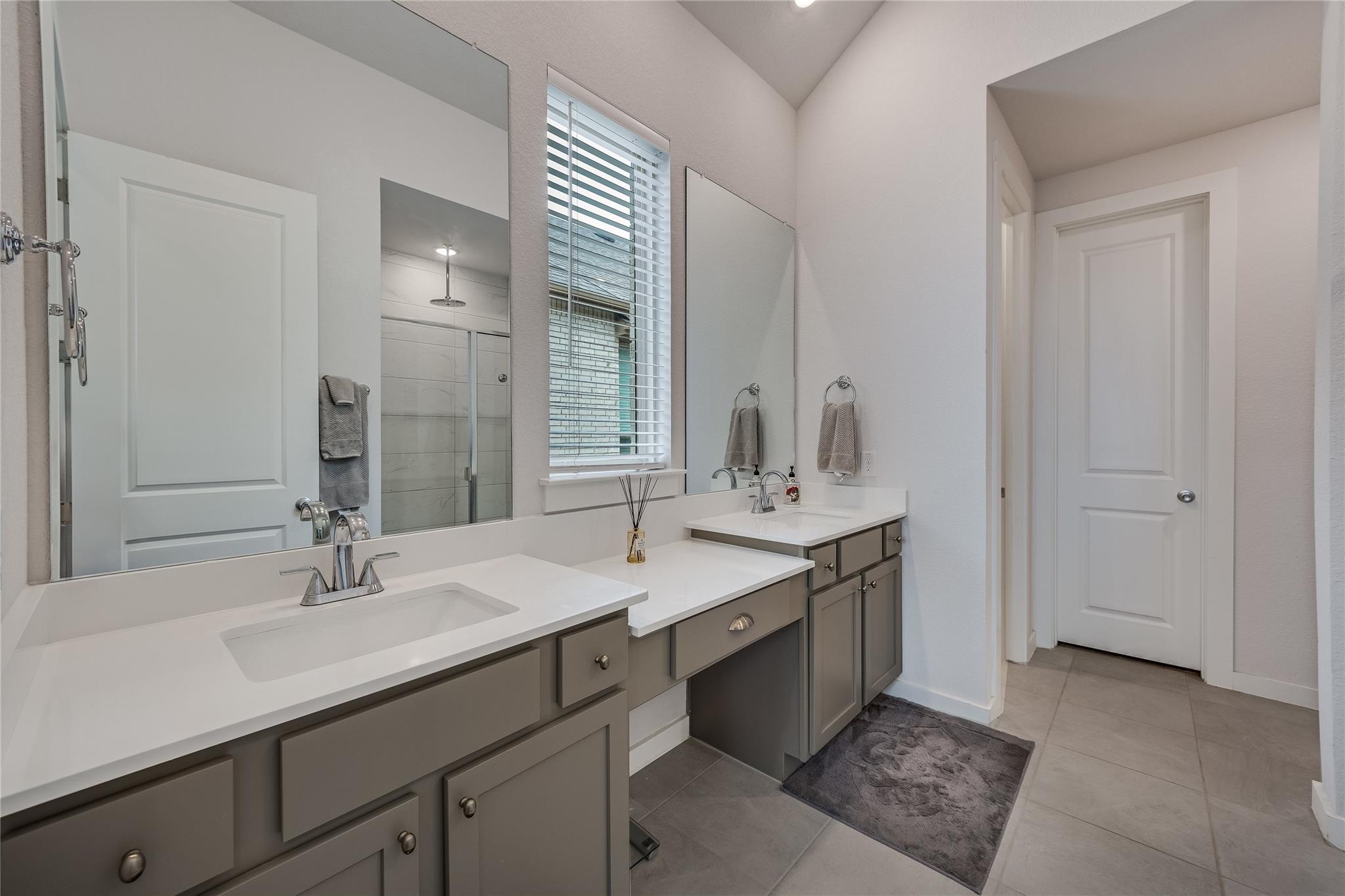 5509 Bellissima Way Property Photo 30