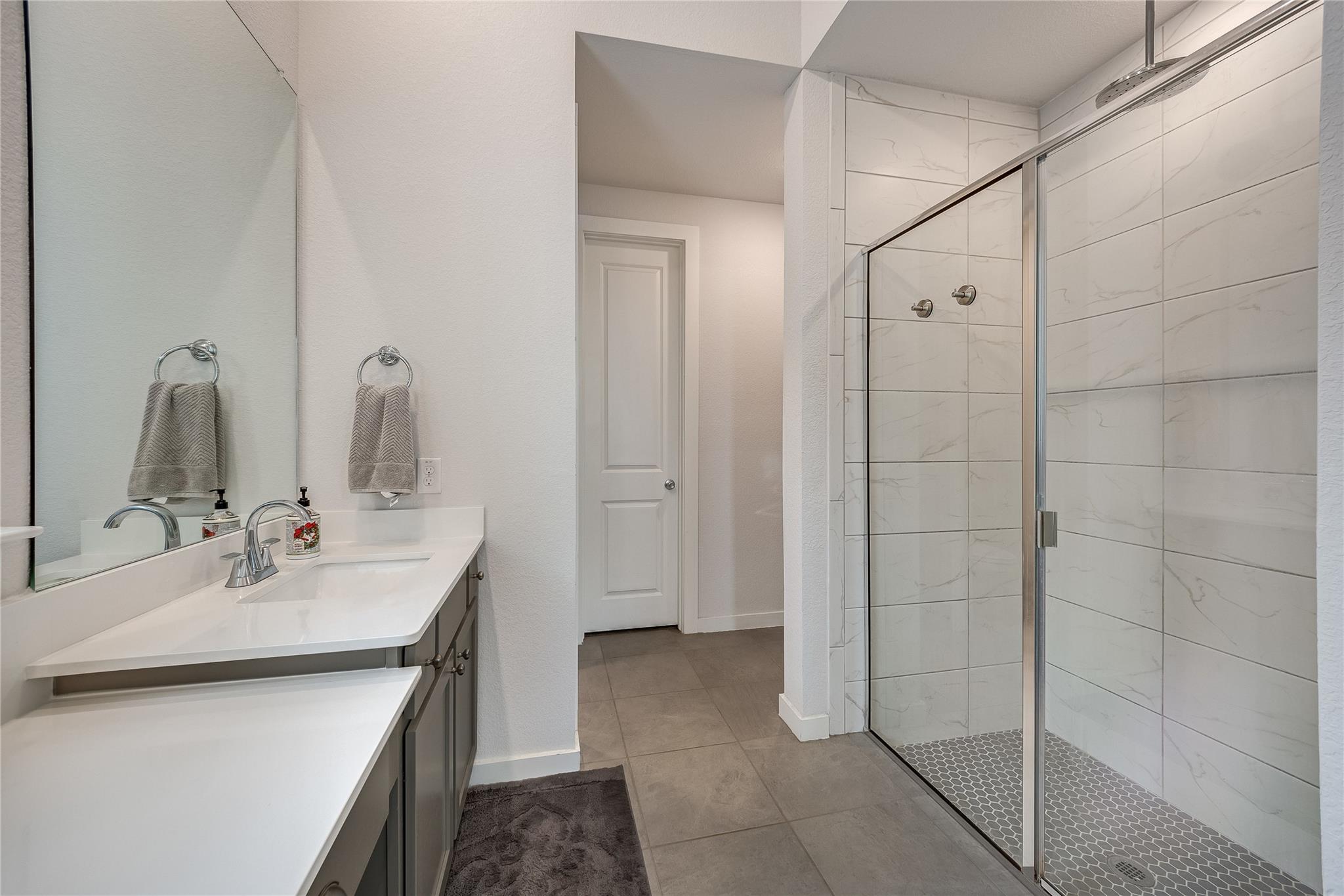 5509 Bellissima Way Property Photo 31