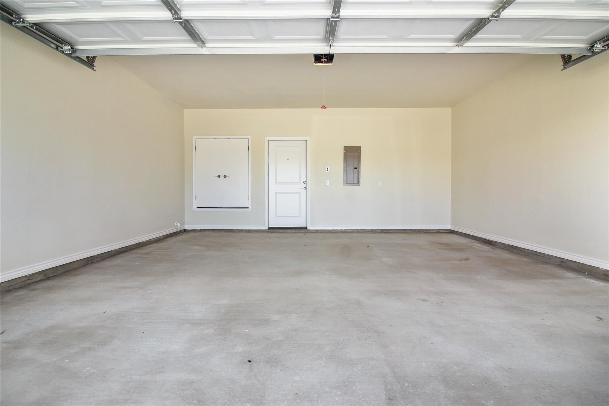 514 War Adminral Dr None #b Property Photo 3