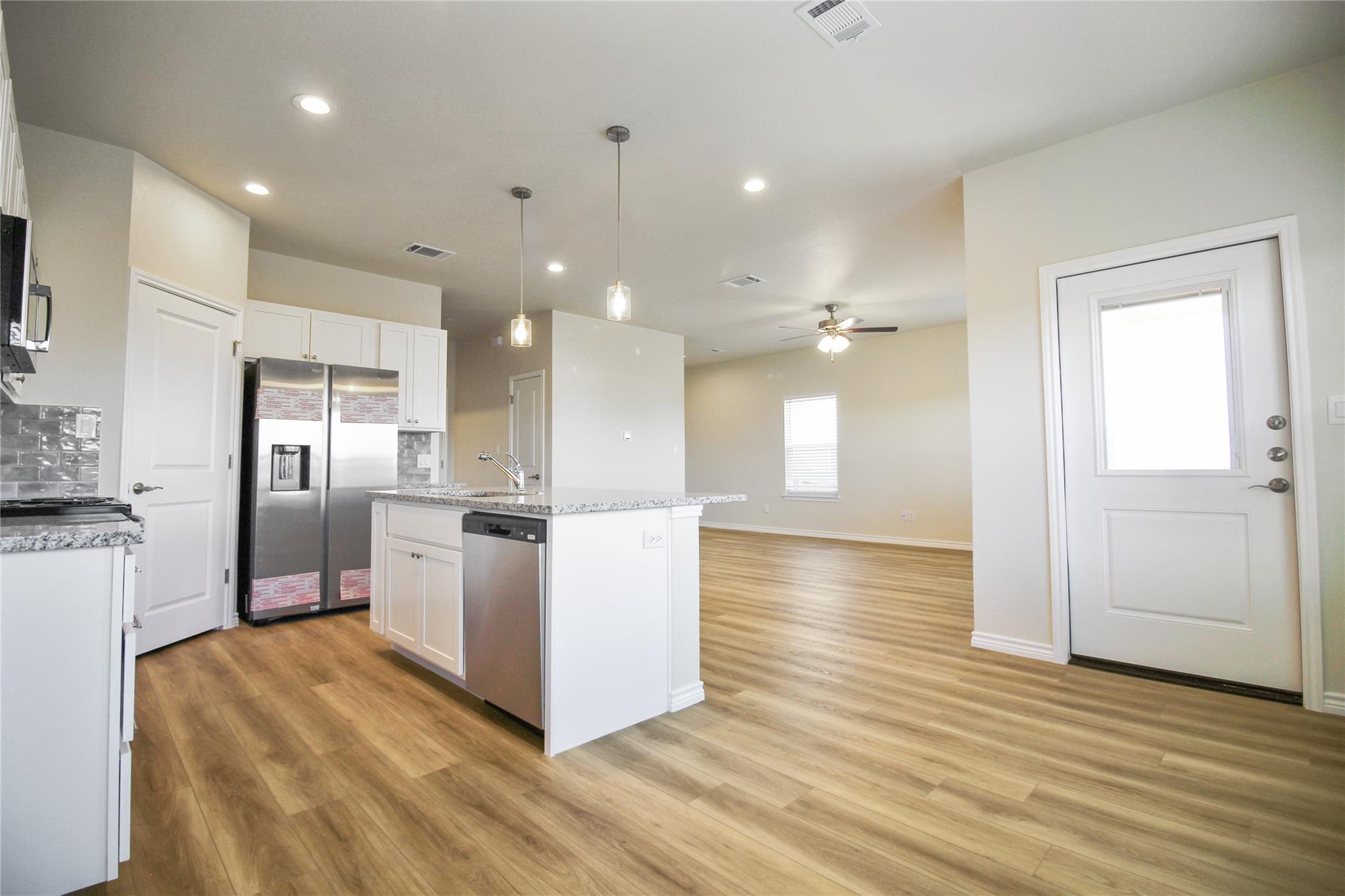 514 War Adminral Dr None #b Property Photo 9