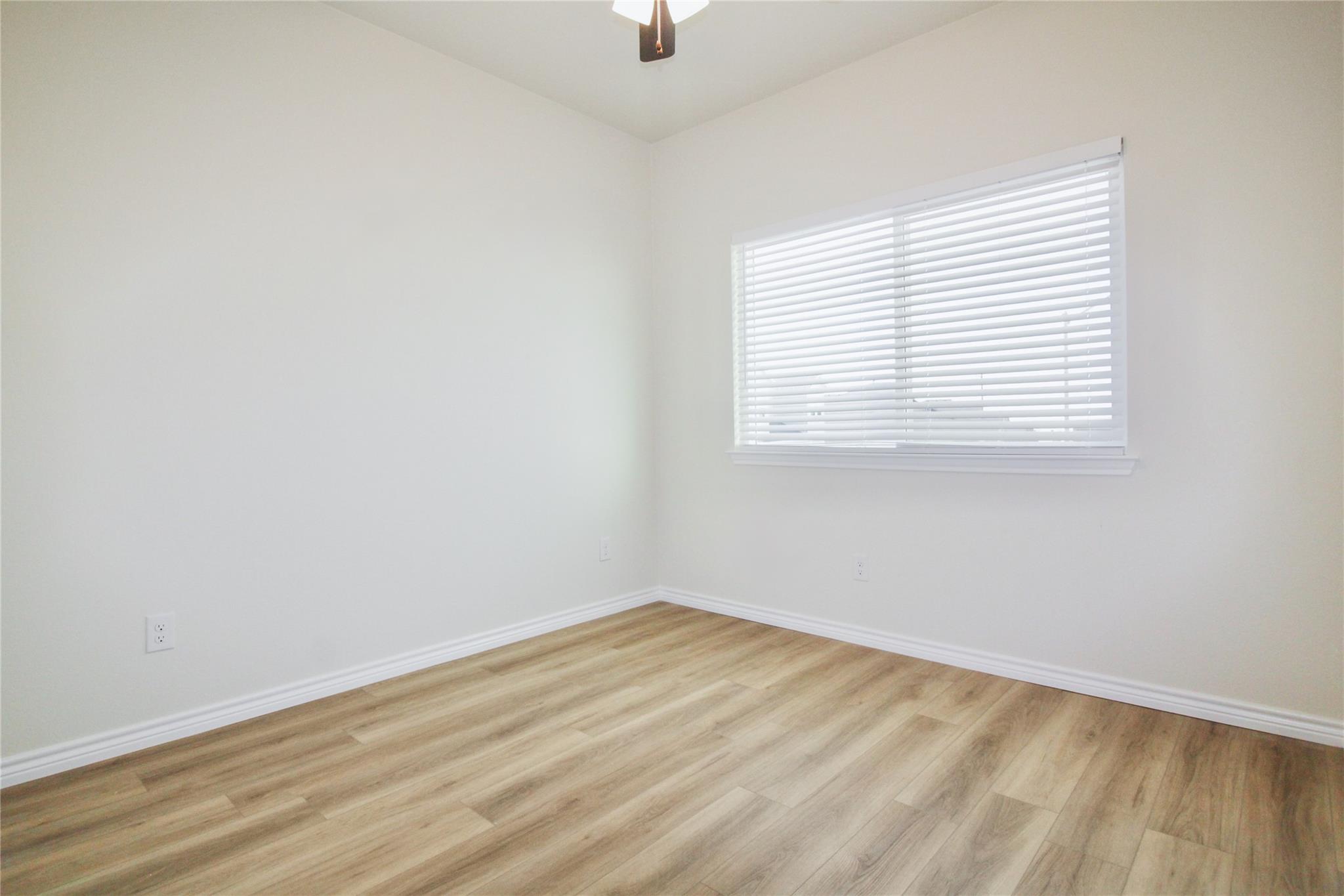514 War Adminral Dr None #b Property Photo 23