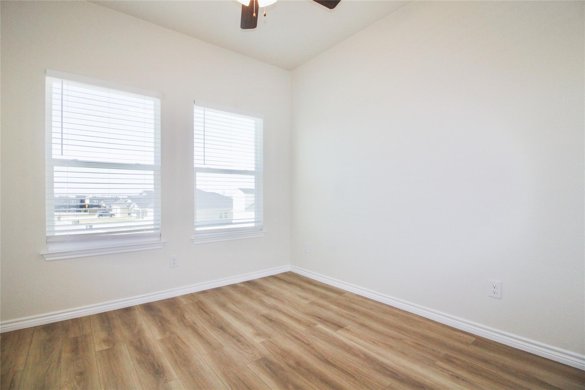 514 War Adminral Dr None #b Property Photo 27