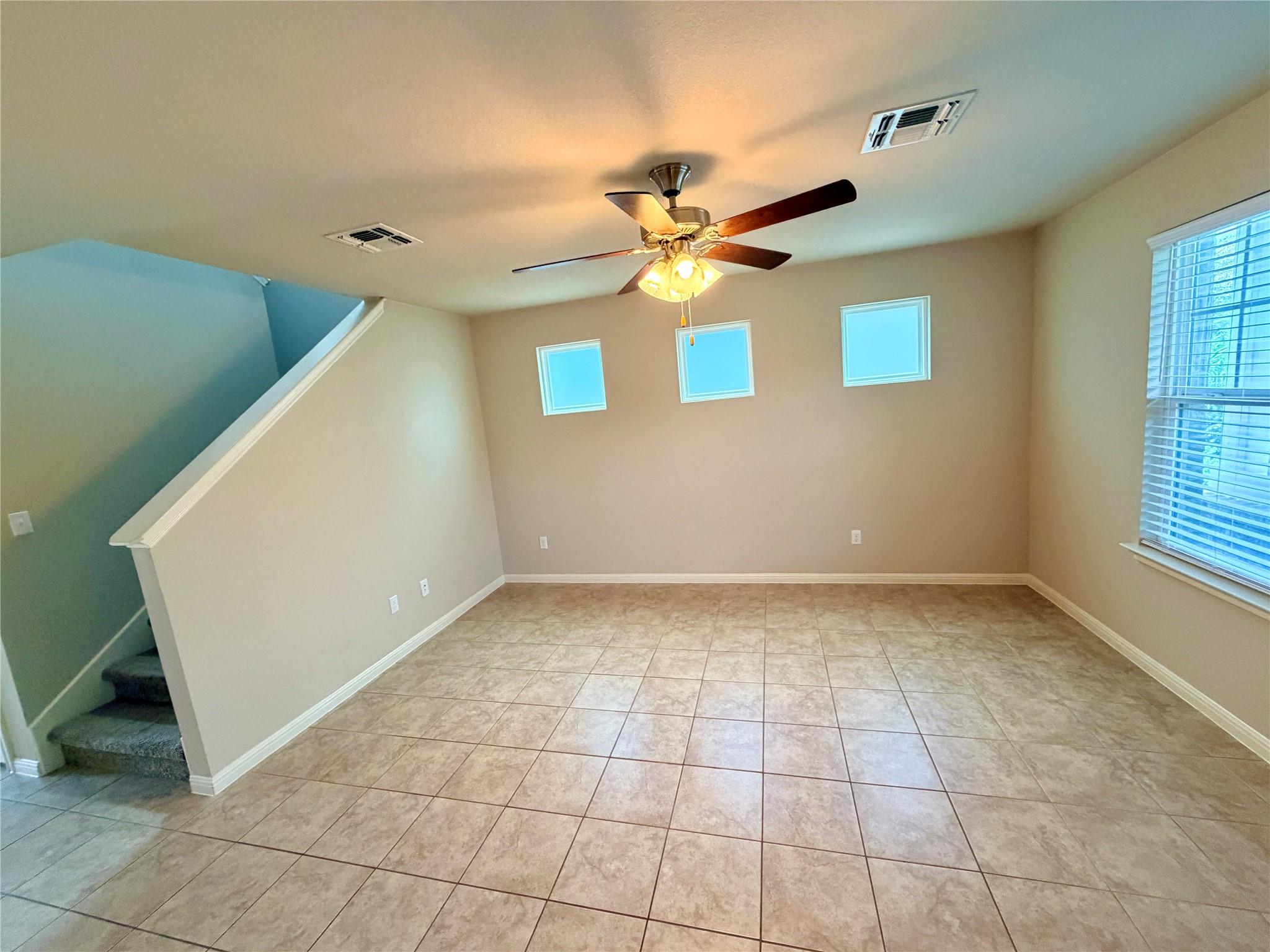 1010 Sand Post Pl Property Photo 2