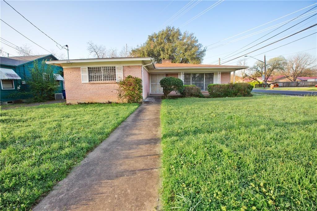 4601 Leslie Ave Property Photo