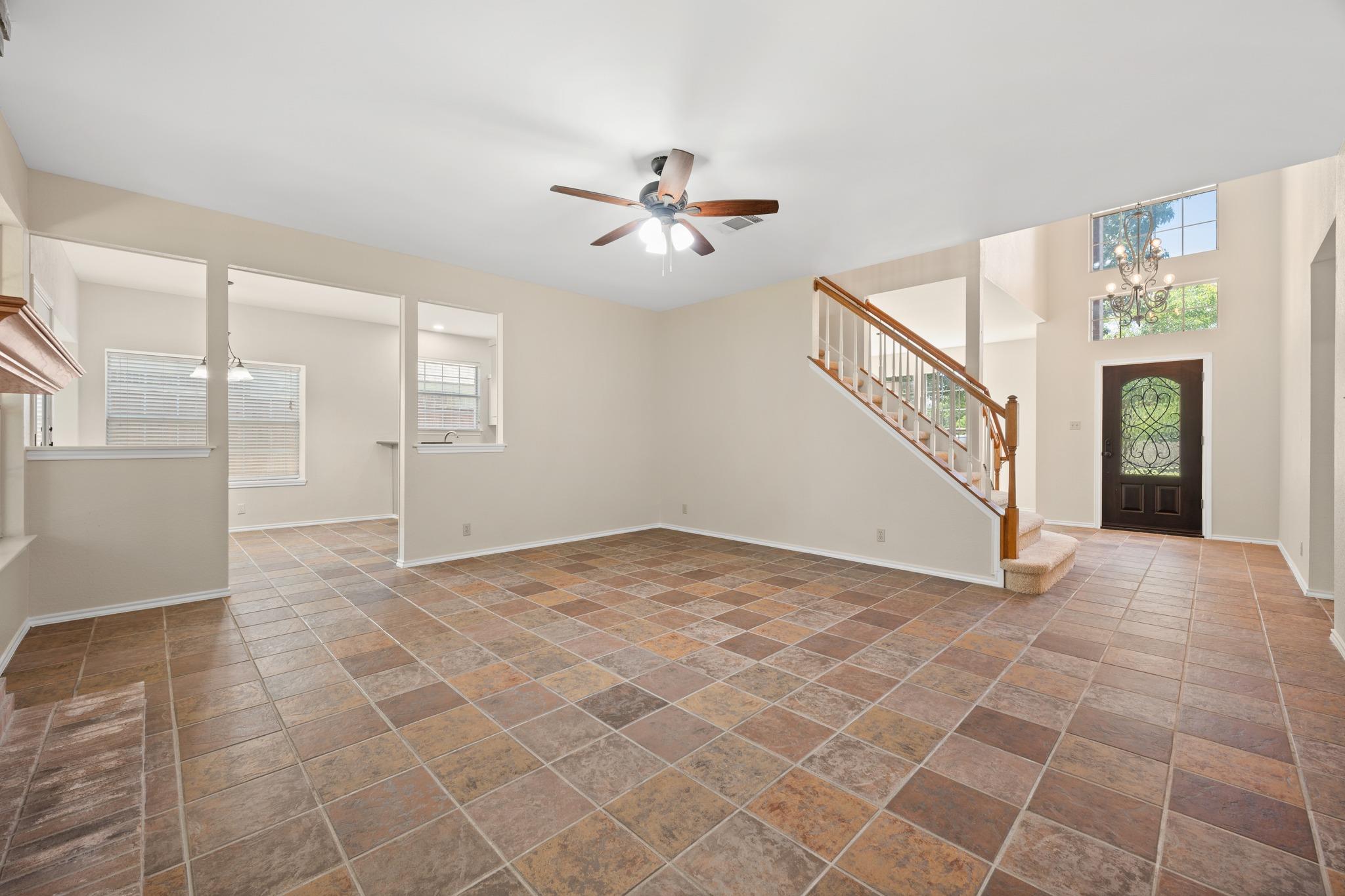 1304 Meadow Lark Dr Property Photo 8