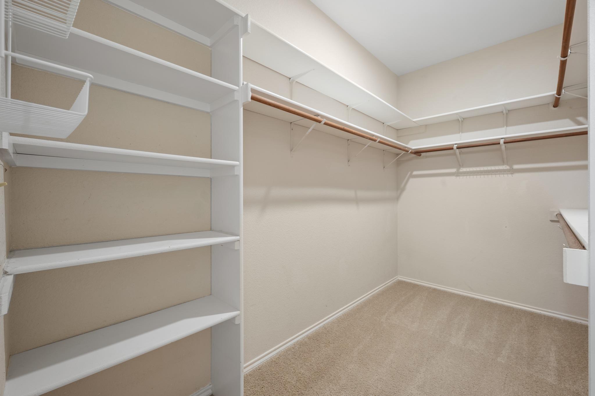1304 Meadow Lark Dr Property Photo 23