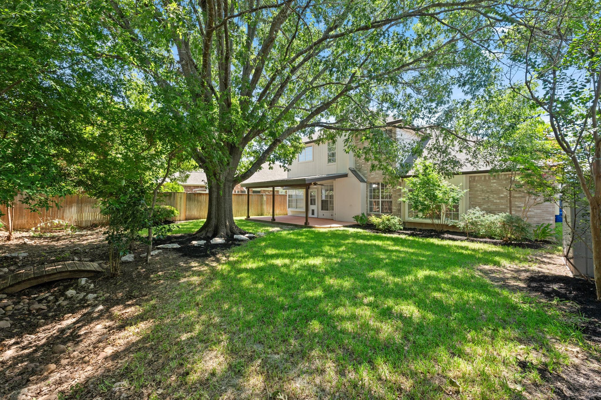1304 Meadow Lark Dr Property Photo 34