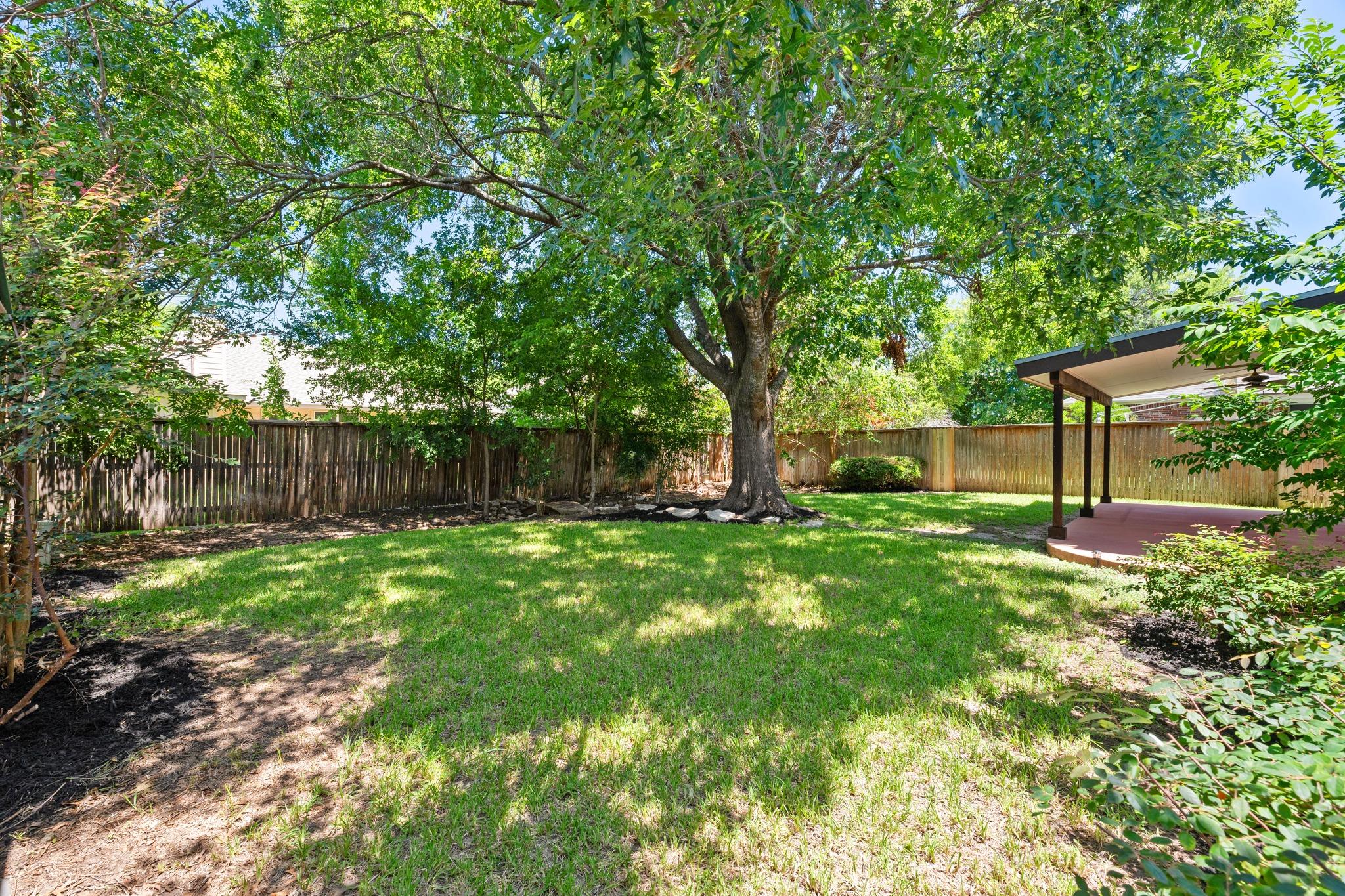 1304 Meadow Lark Dr Property Photo 36