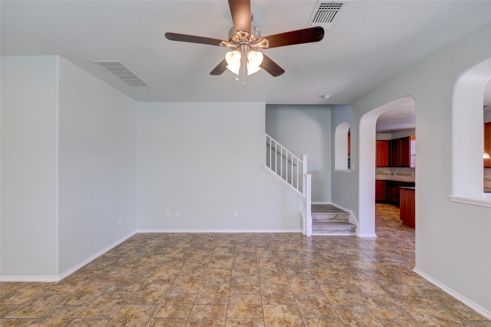 455 Gina Dr Property Photo 10