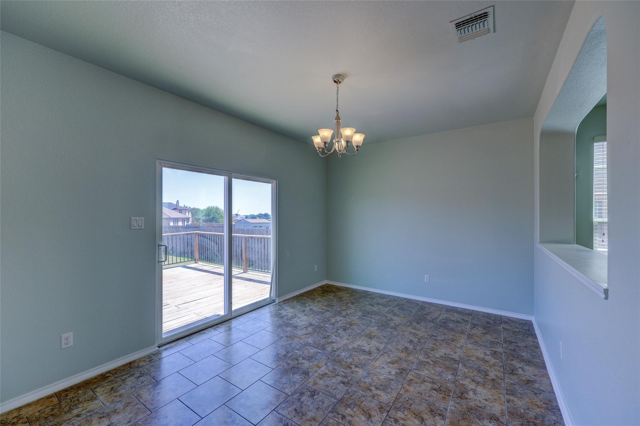 455 Gina Dr Property Photo 13