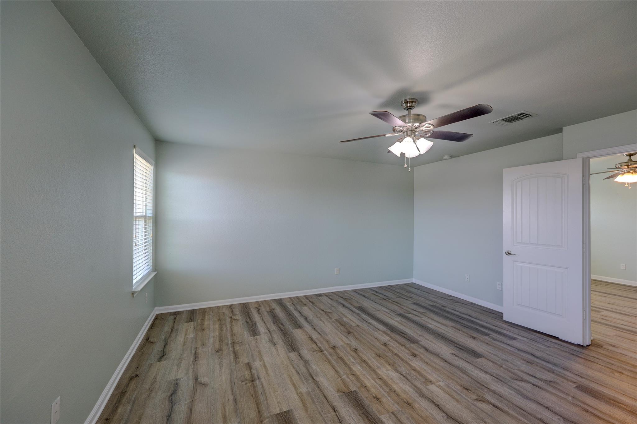 455 Gina Dr Property Photo 23
