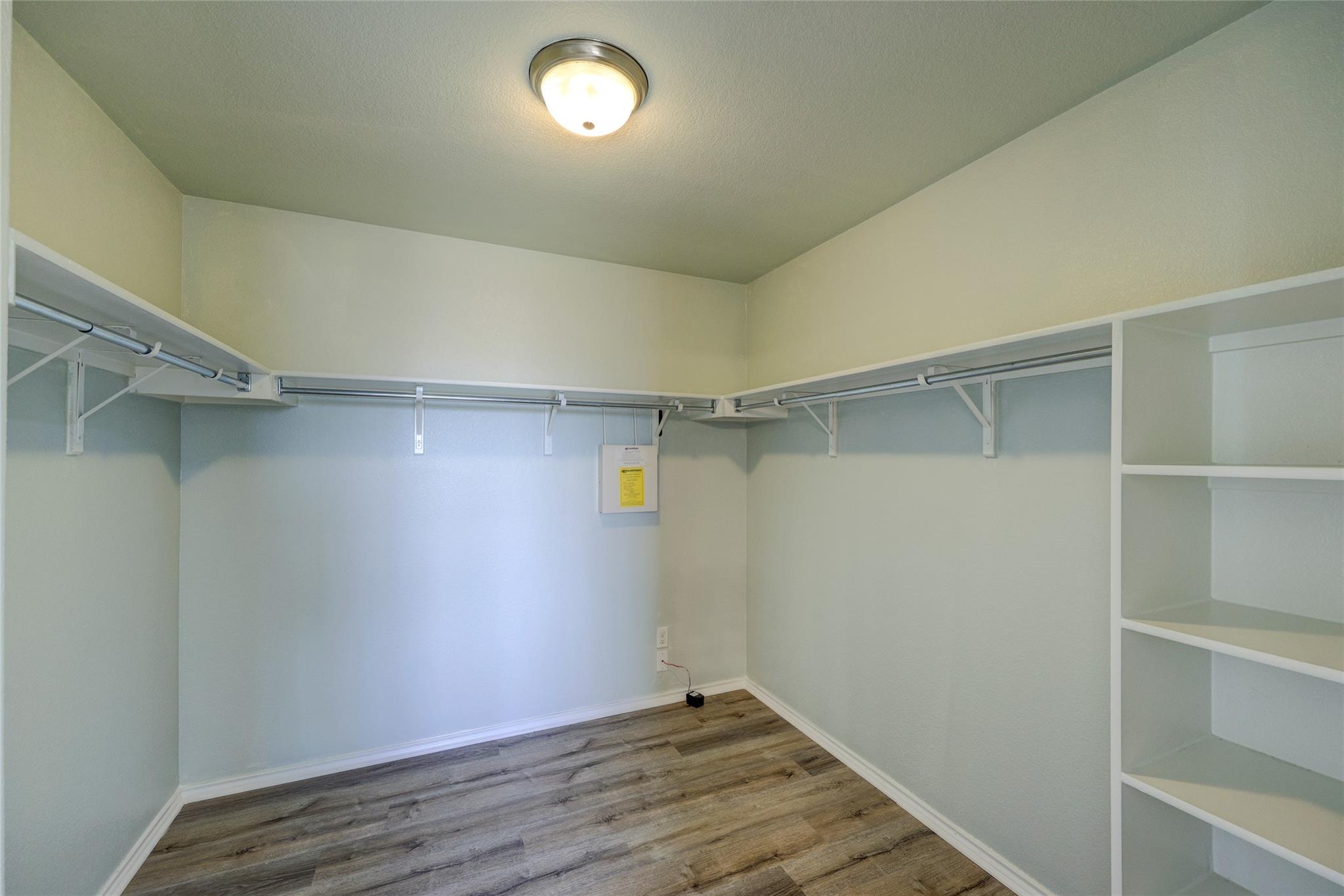 455 Gina Dr Property Photo 27