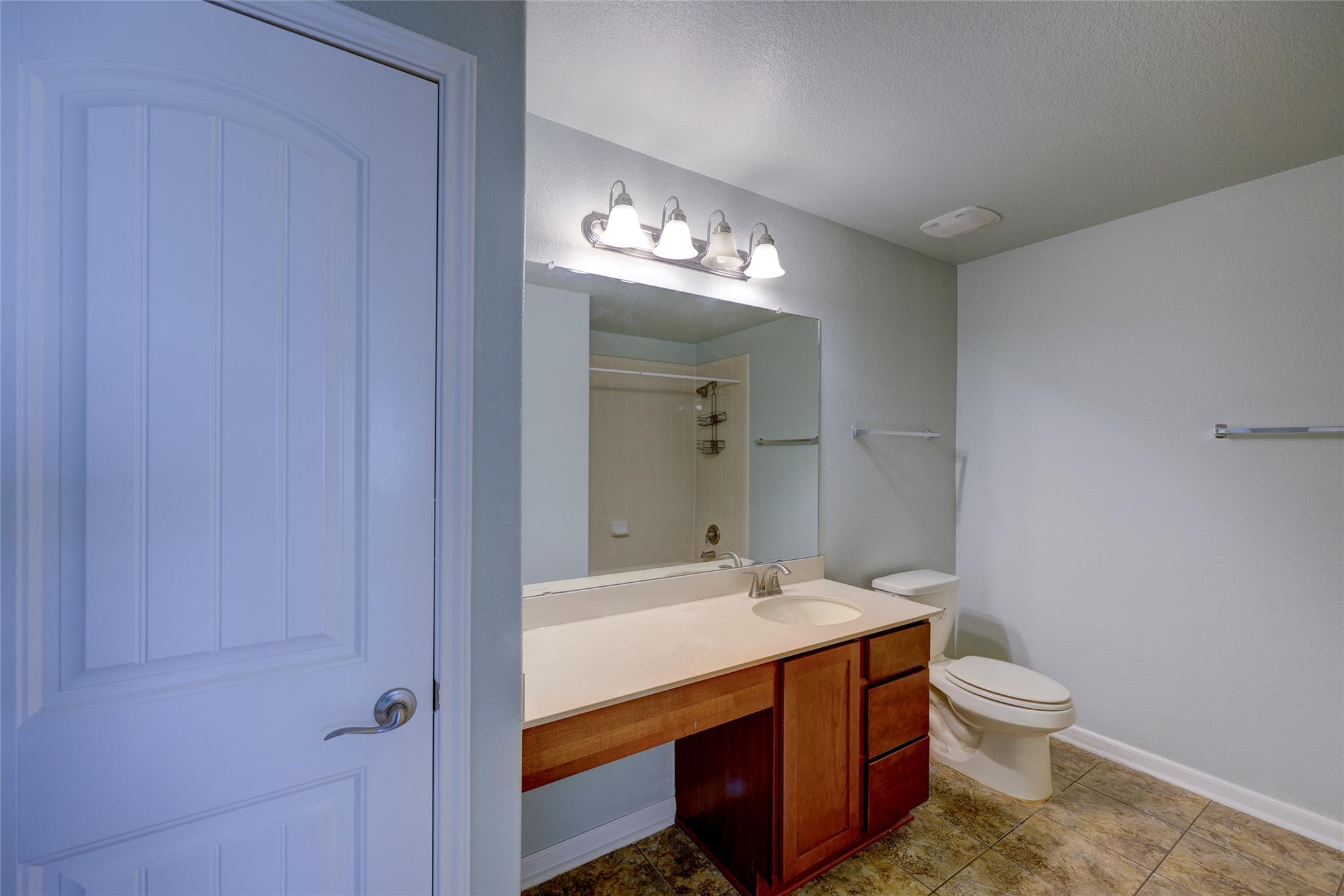 455 Gina Dr Property Photo 32