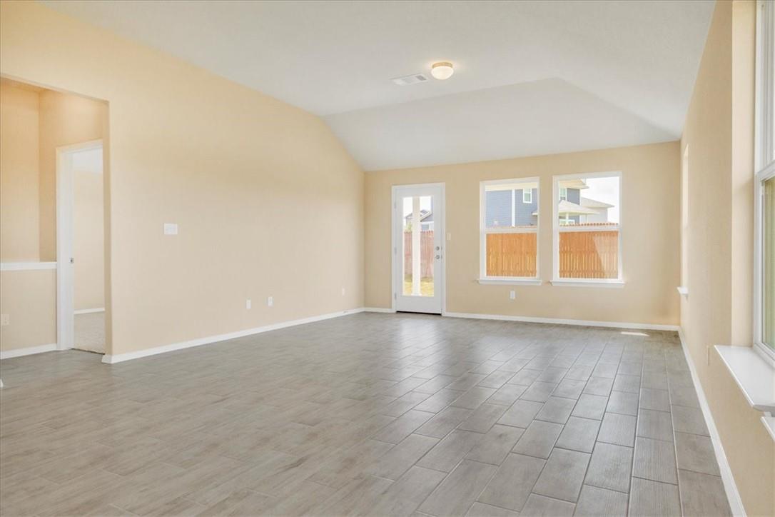 100 Four Star Dr Property Photo 5