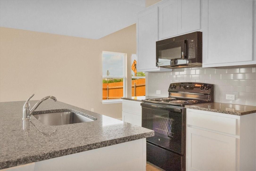 100 Four Star Dr Property Photo 8