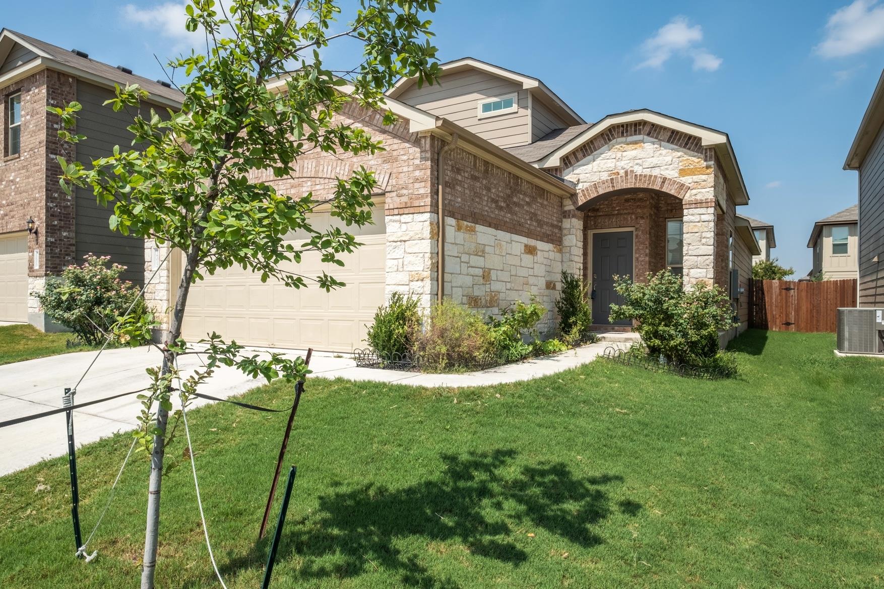 16012 Remington Reserve Way Property Photo 1