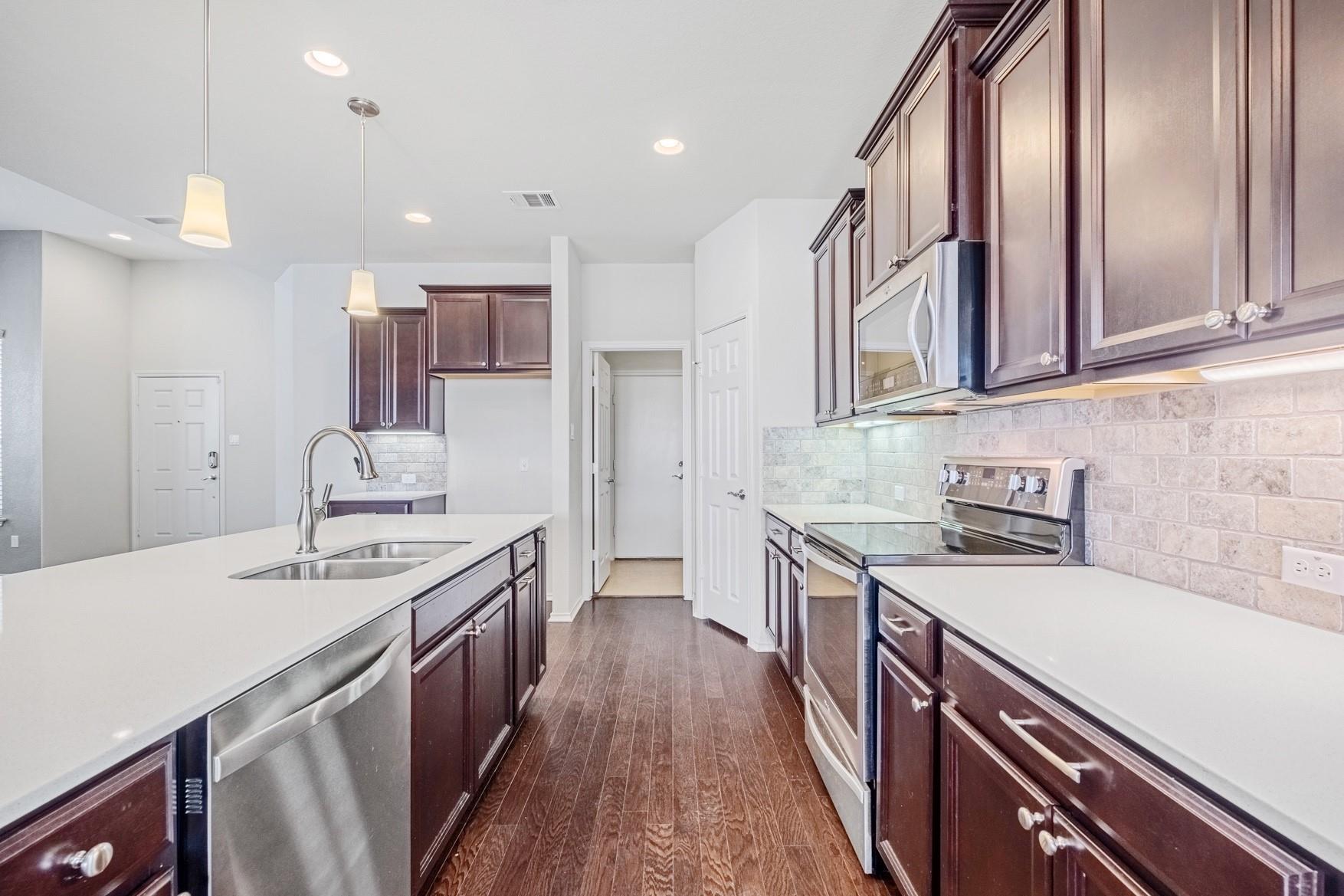 16012 Remington Reserve Way Property Photo 6