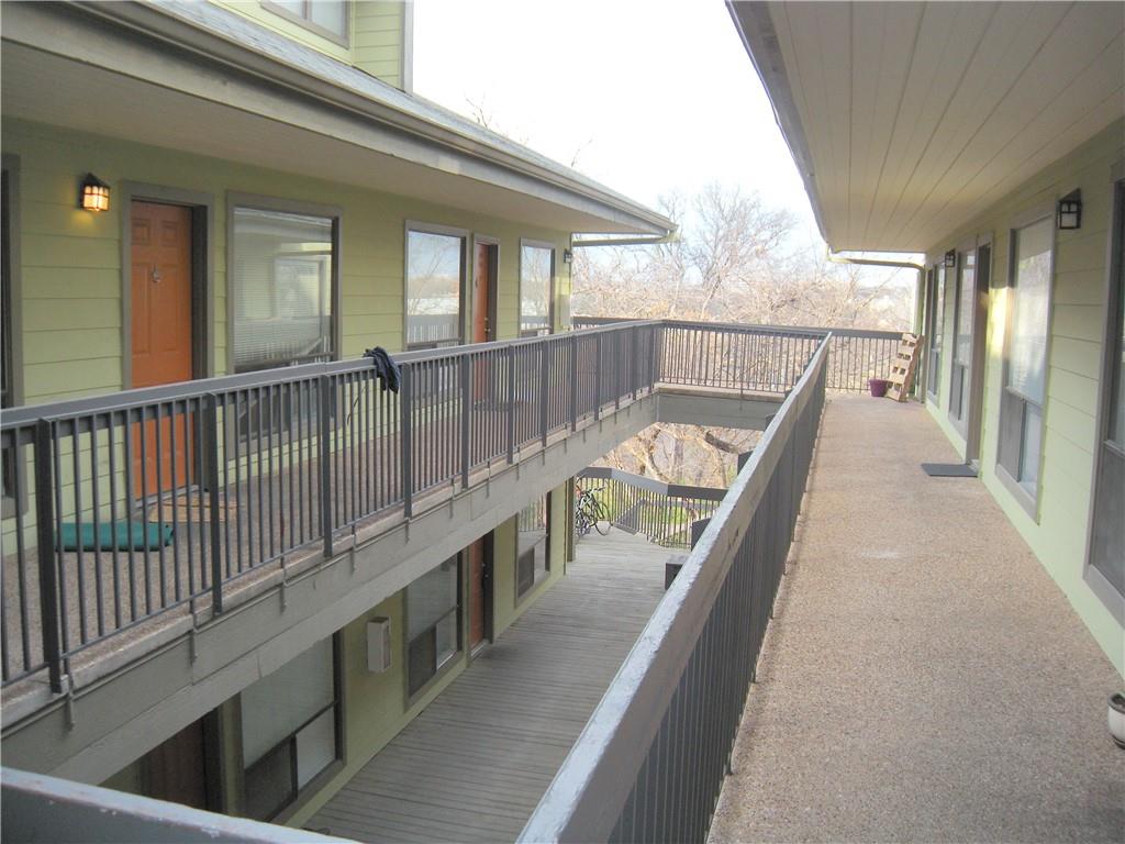 908 Poplar St #207 Property Photo 2