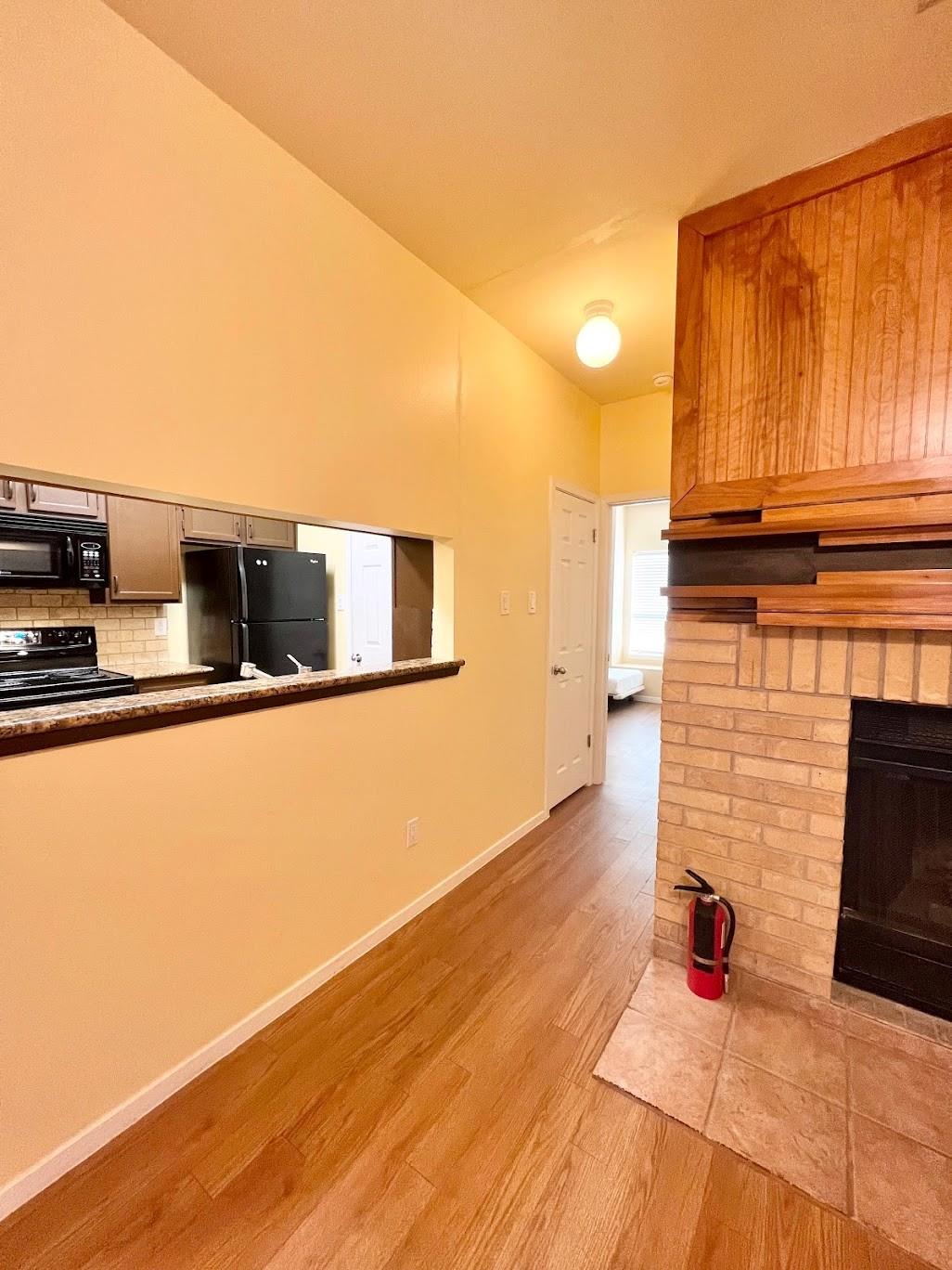 908 Poplar St #207 Property Photo 11