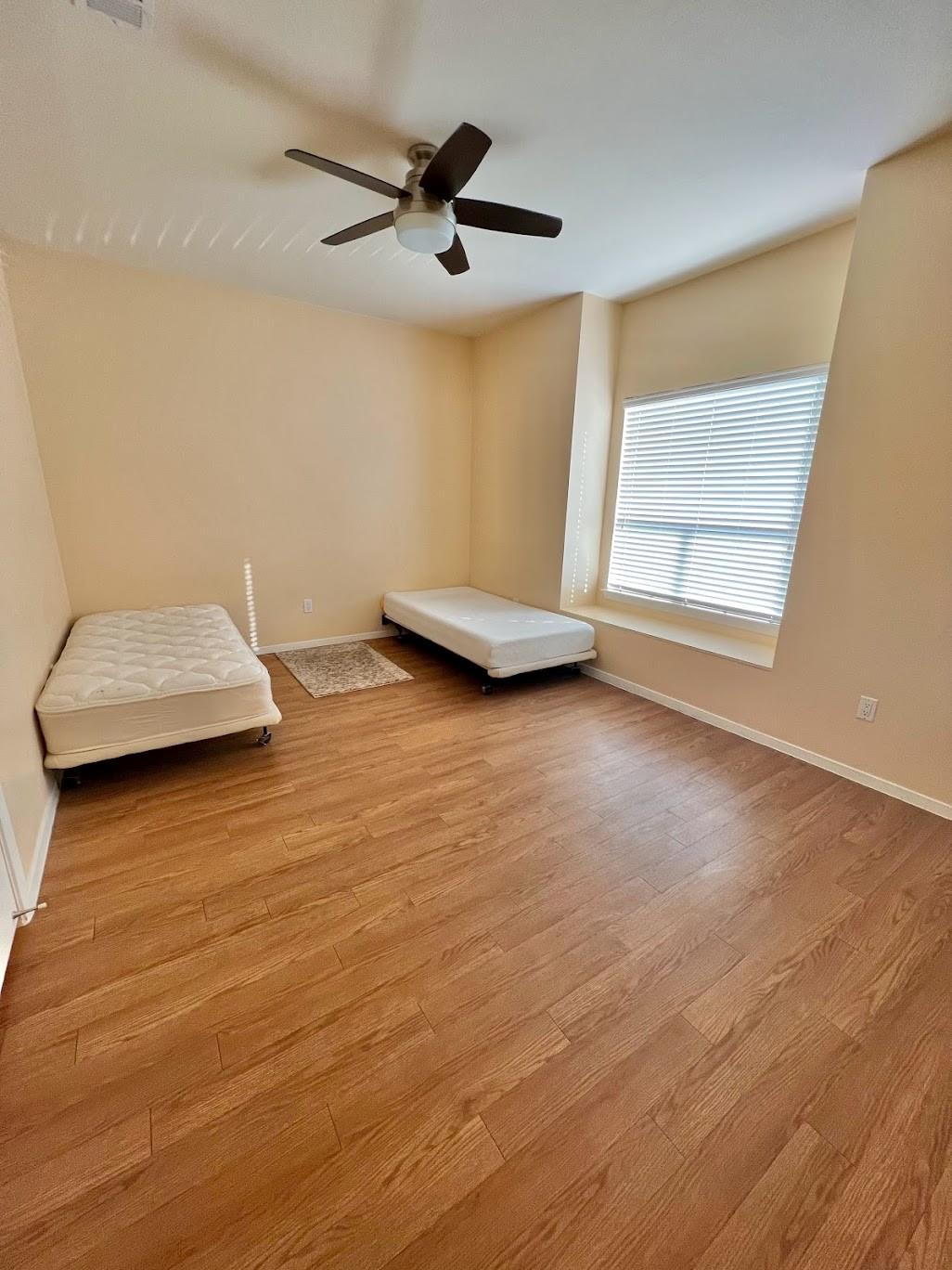 908 Poplar St #207 Property Photo 12