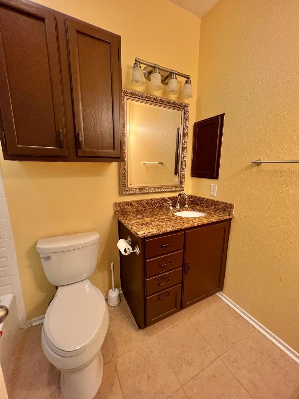 908 Poplar St #207 Property Photo 15
