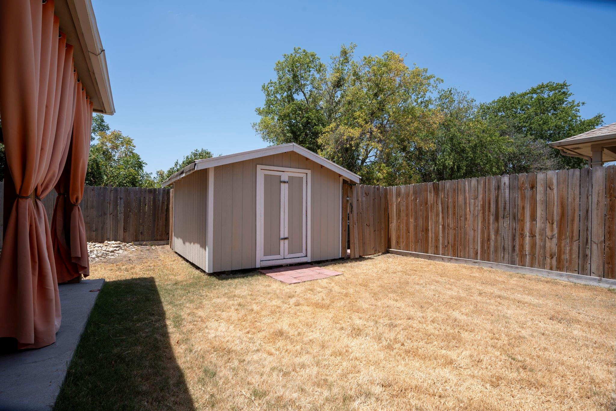 108 Colt Loop Property Photo 31
