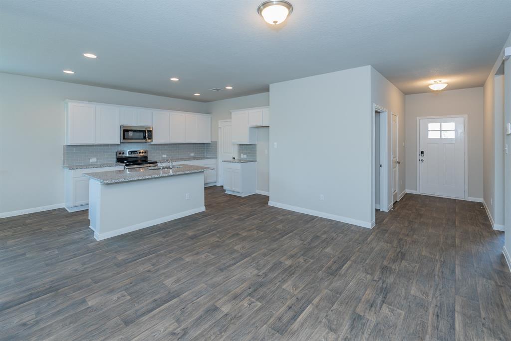 6621 Kildare Dr Property Photo 6