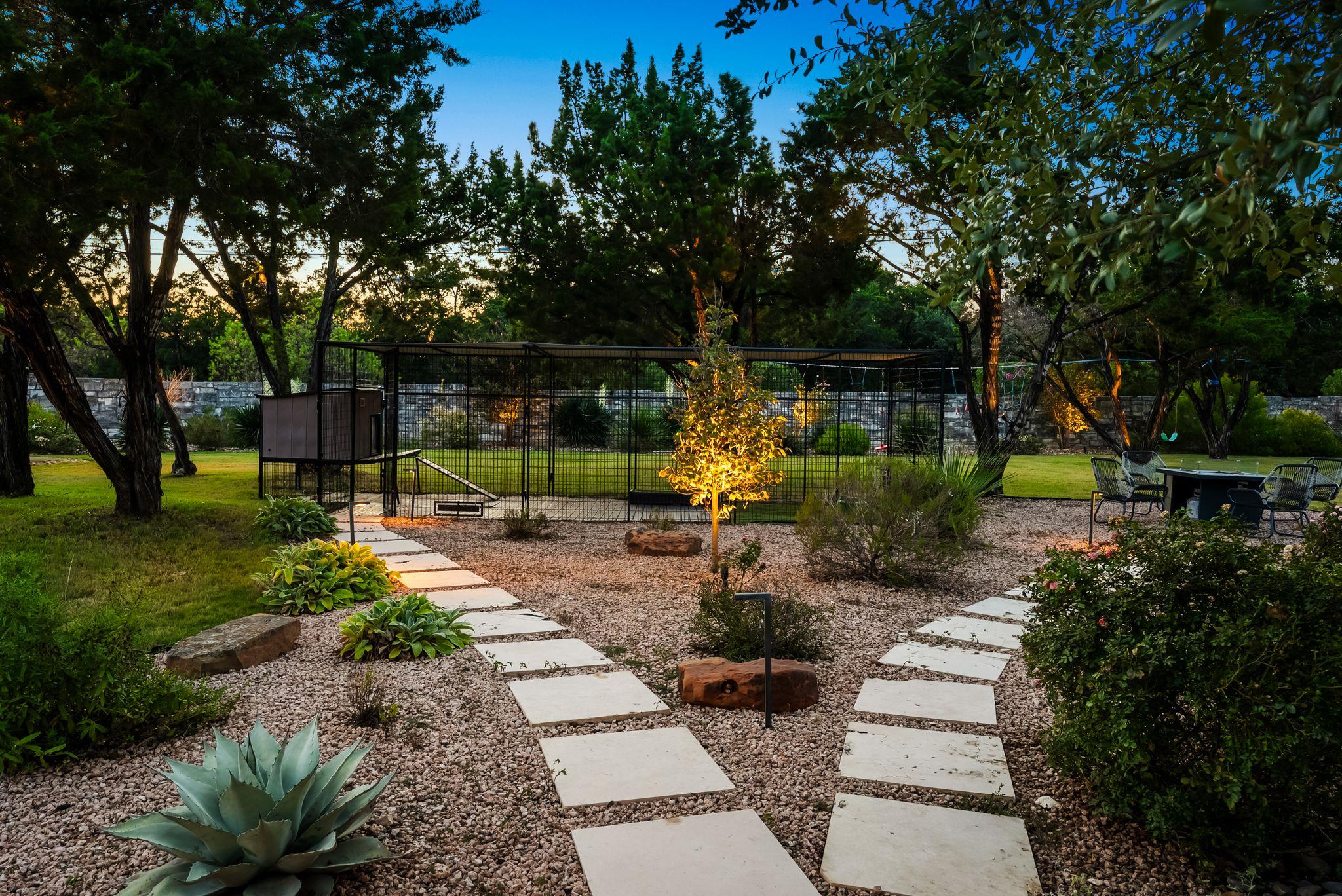 9724 Chamois Way Property Photo 33