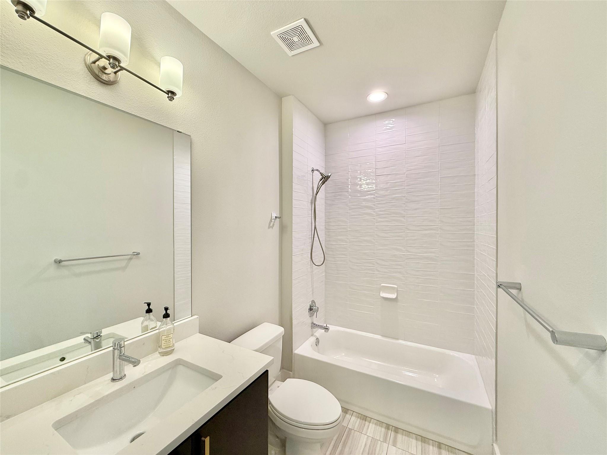 7915 Floracita Ln Property Photo 16