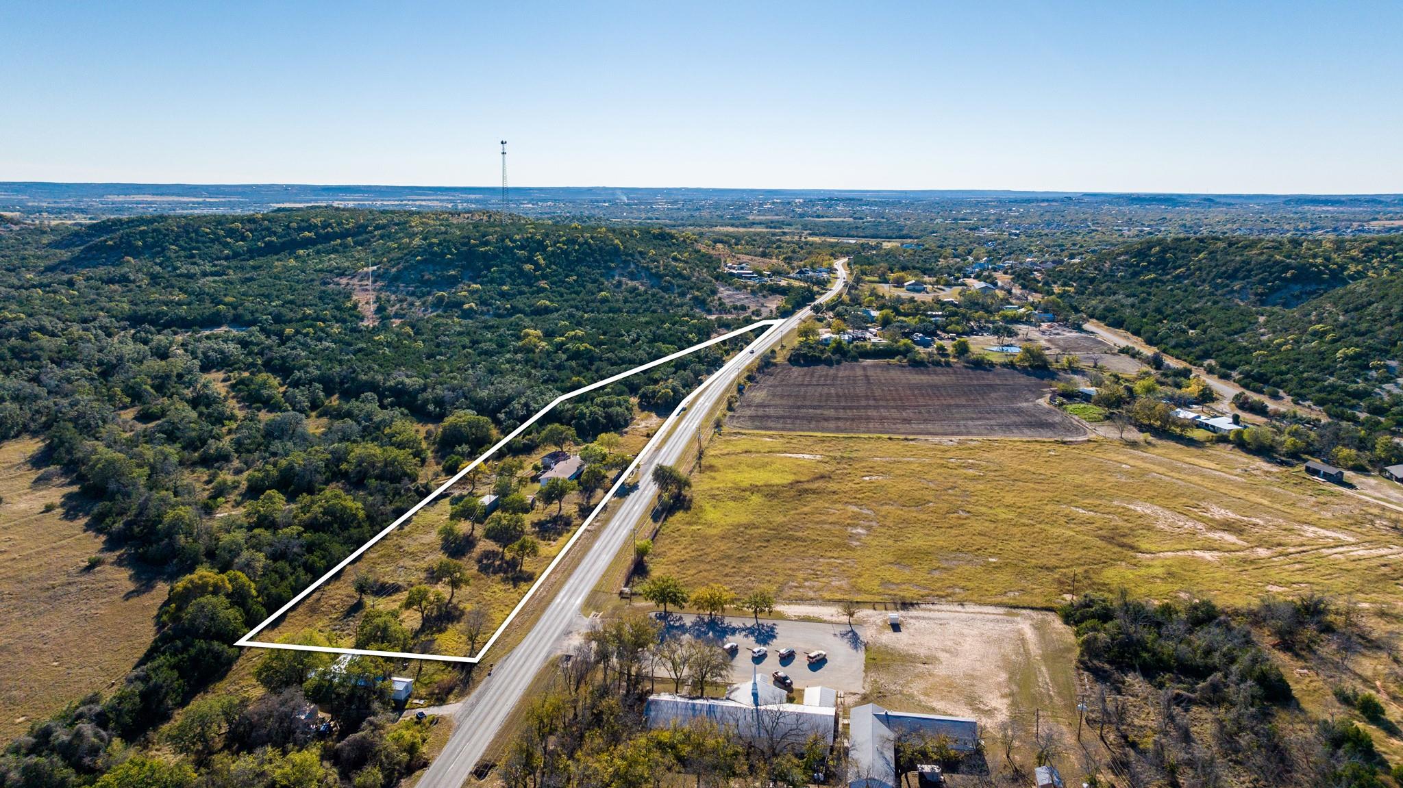 2933 N State Highway 16 Property Photo
