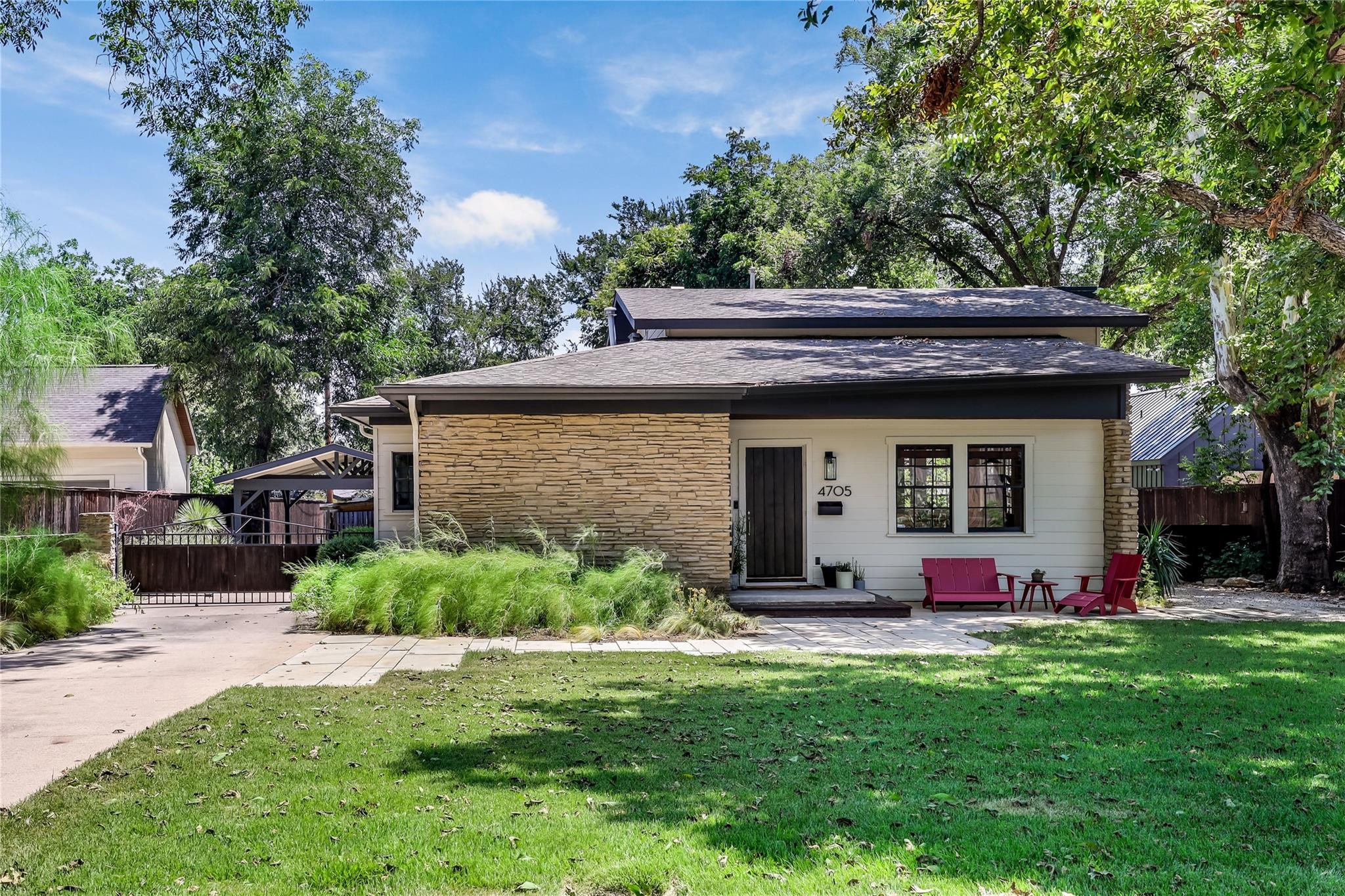 4705 Fairview Dr Property Photo 32
