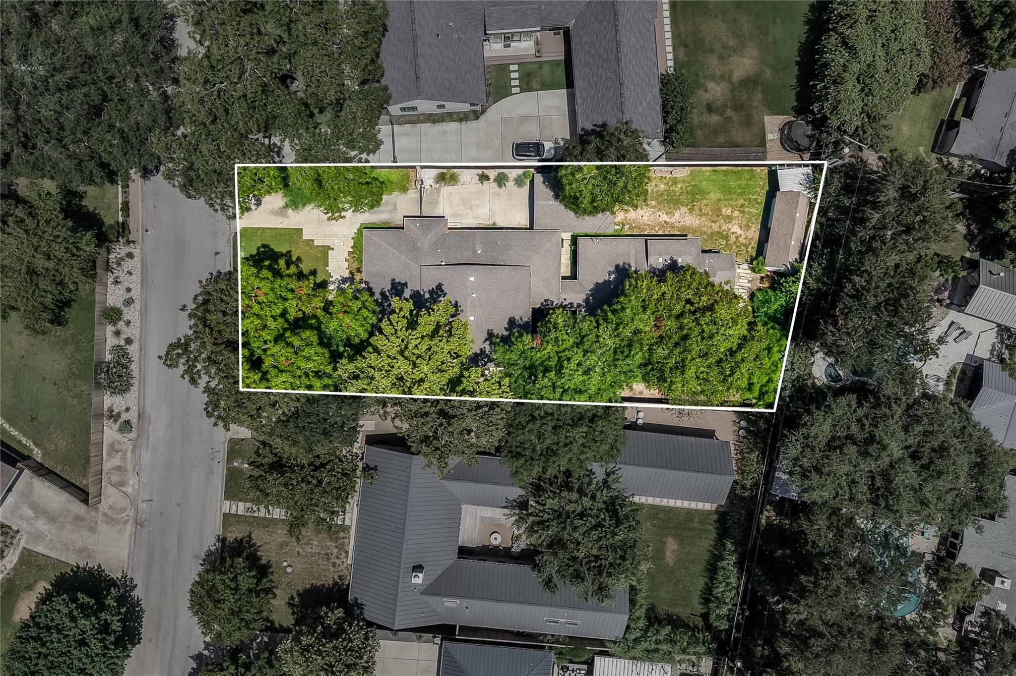 4705 Fairview Dr Property Photo 37