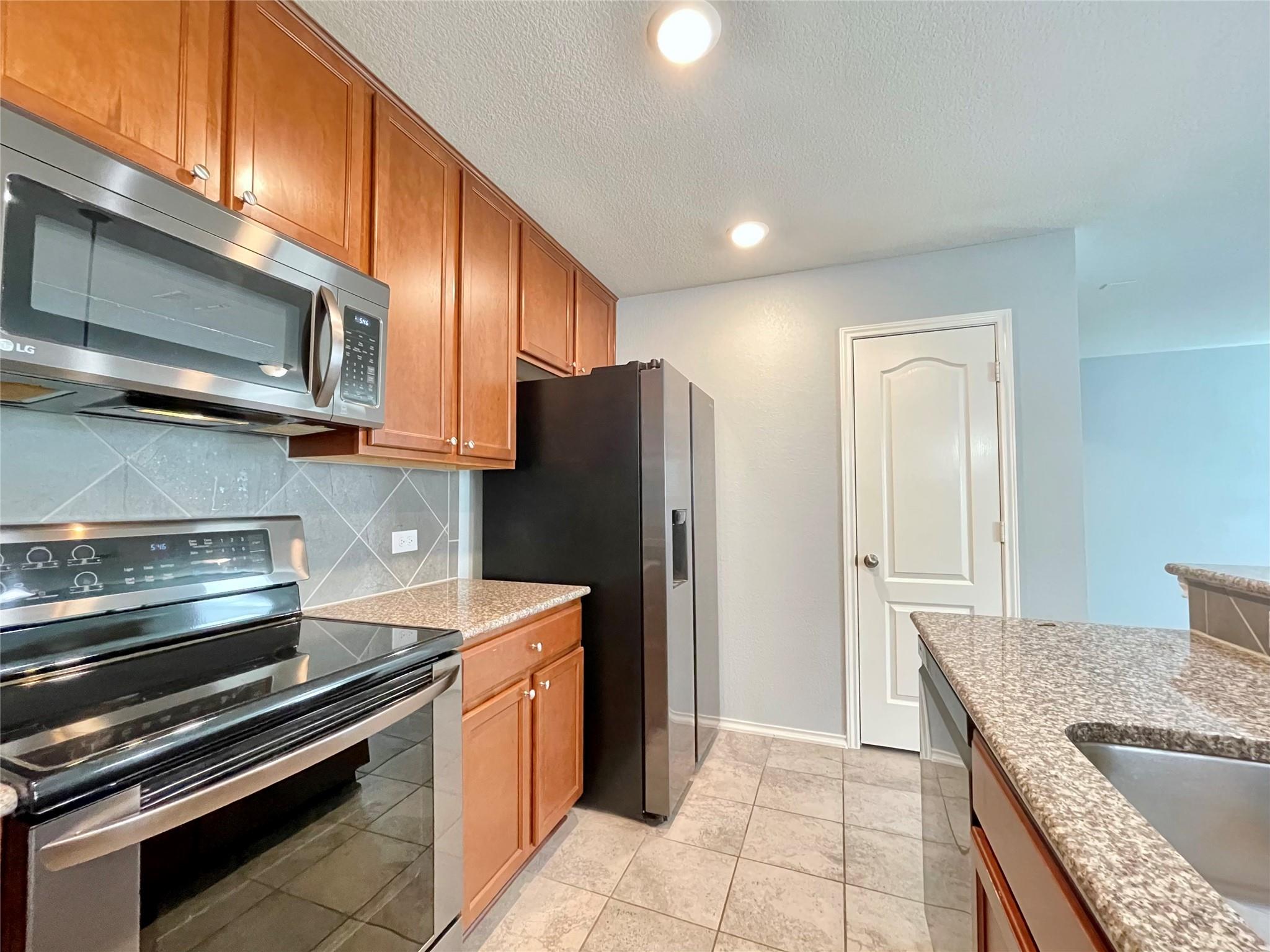 13709 Benjamin Harrison St Property Photo 13