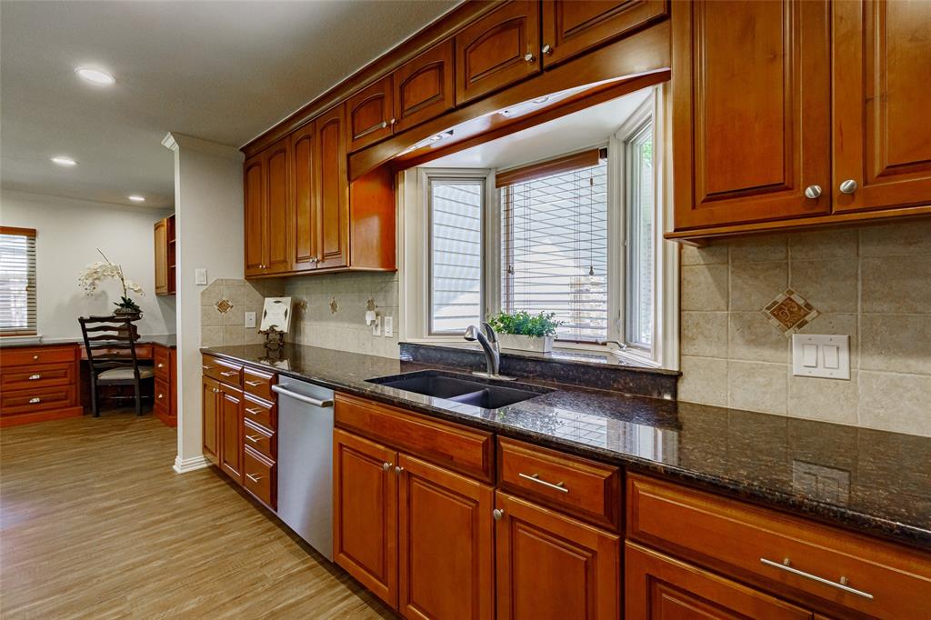 8810 Mountain Path Cir Property Photo 11