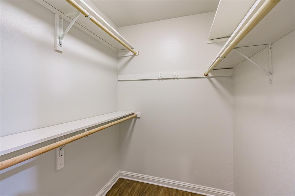 8810 Mountain Path Cir Property Photo 16