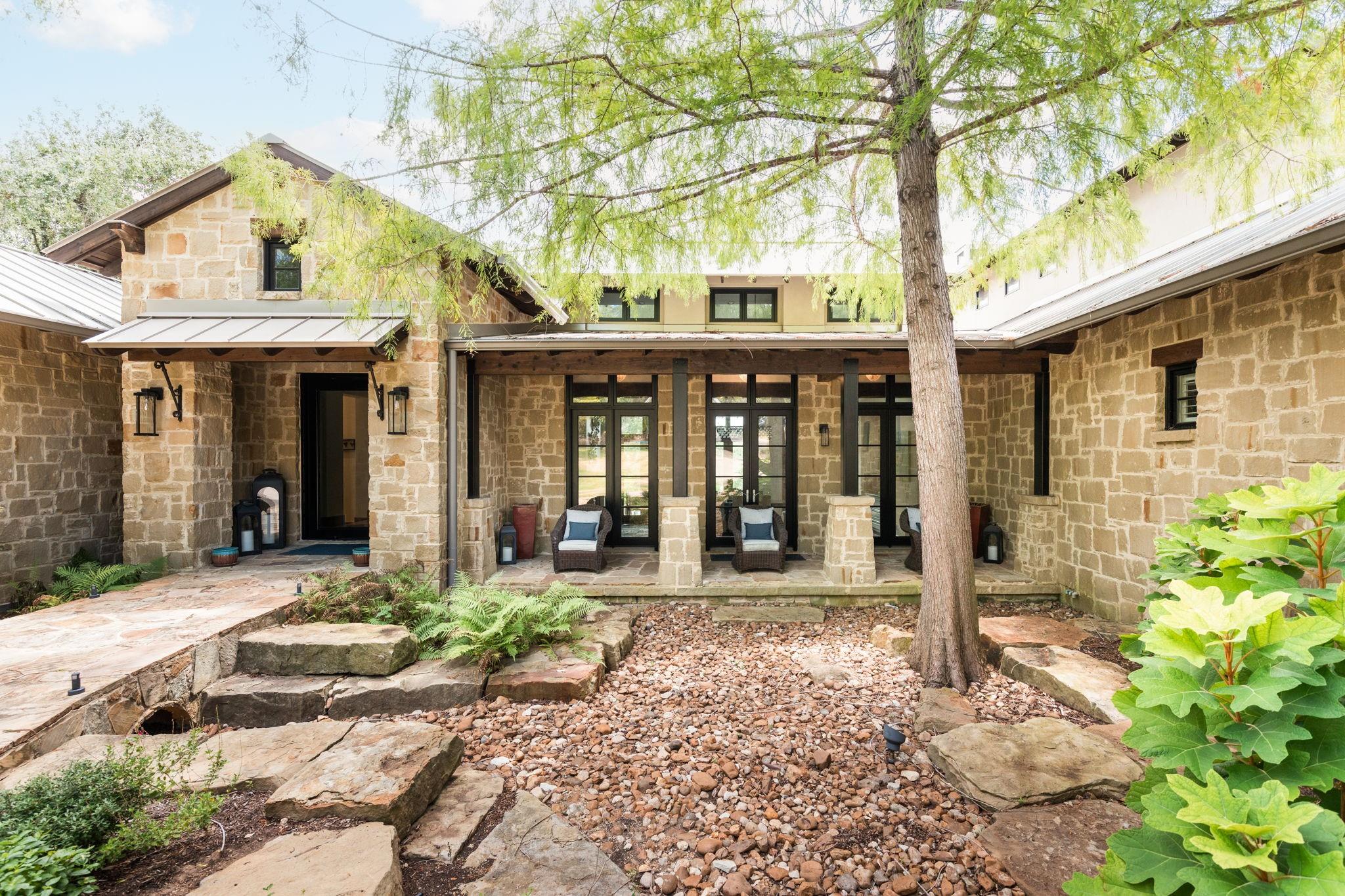 7723 Escala Dr Property Photo